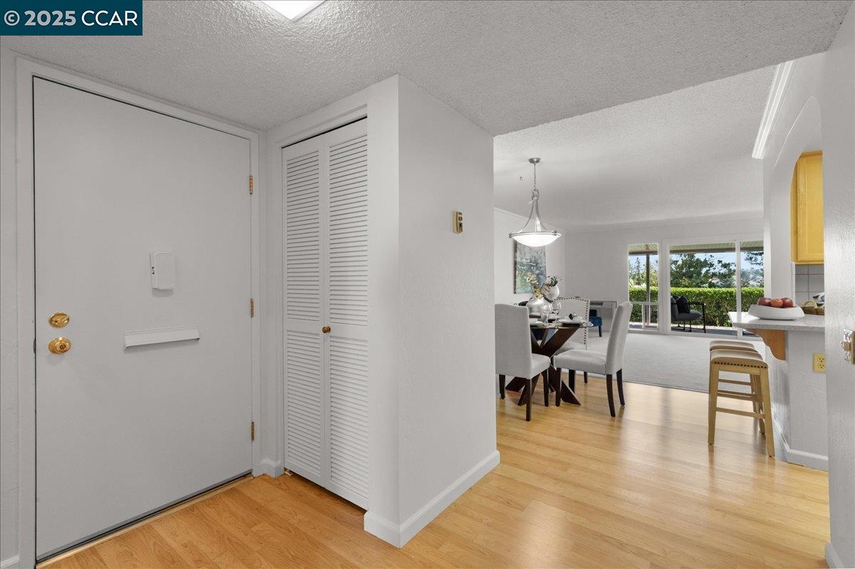 Photo #7: 41110688 Listing: Photo #7
