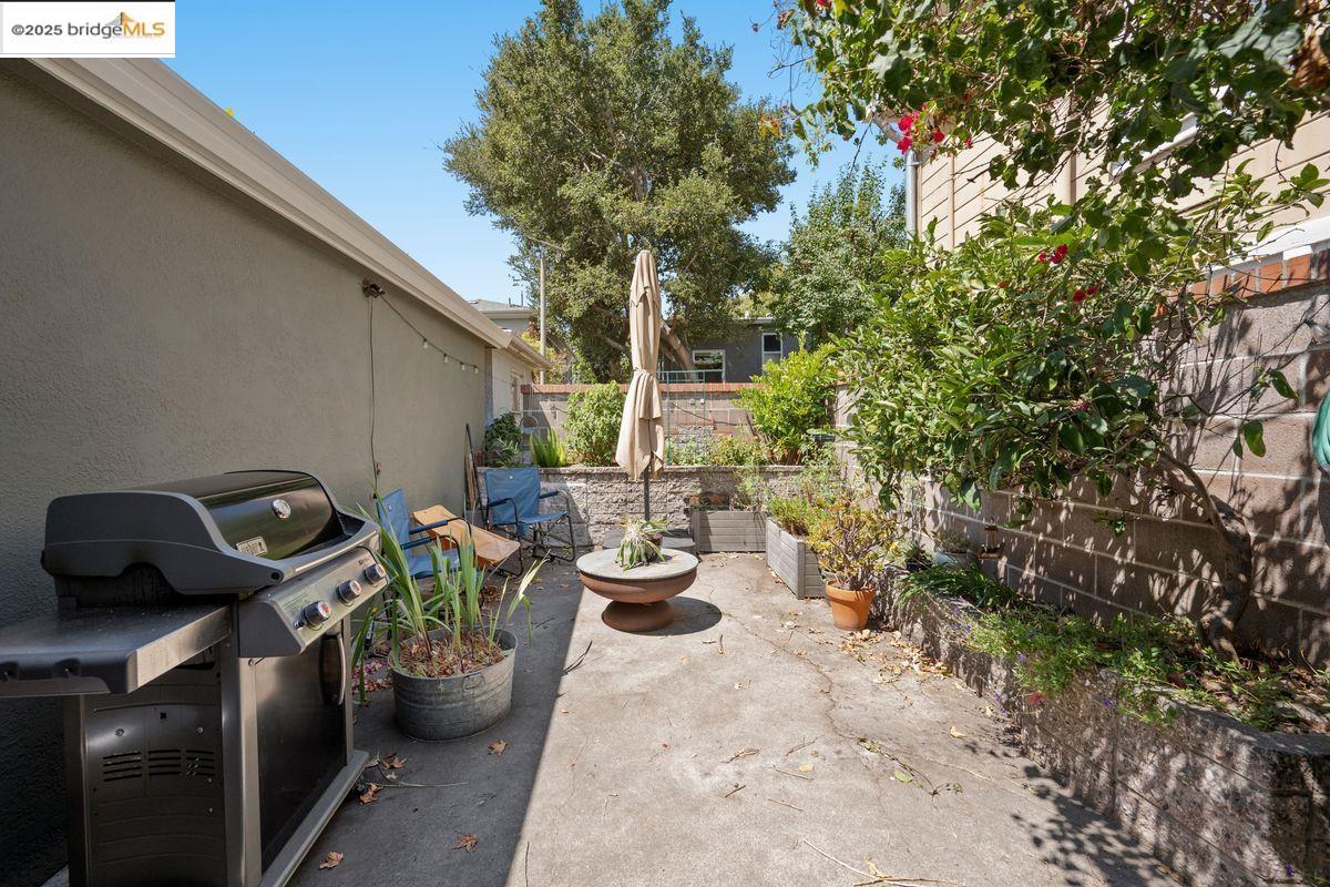 Detail Gallery Image 20 of 22 For 462 Cavour St, Oakland,  CA 94618 - – Beds | – Baths