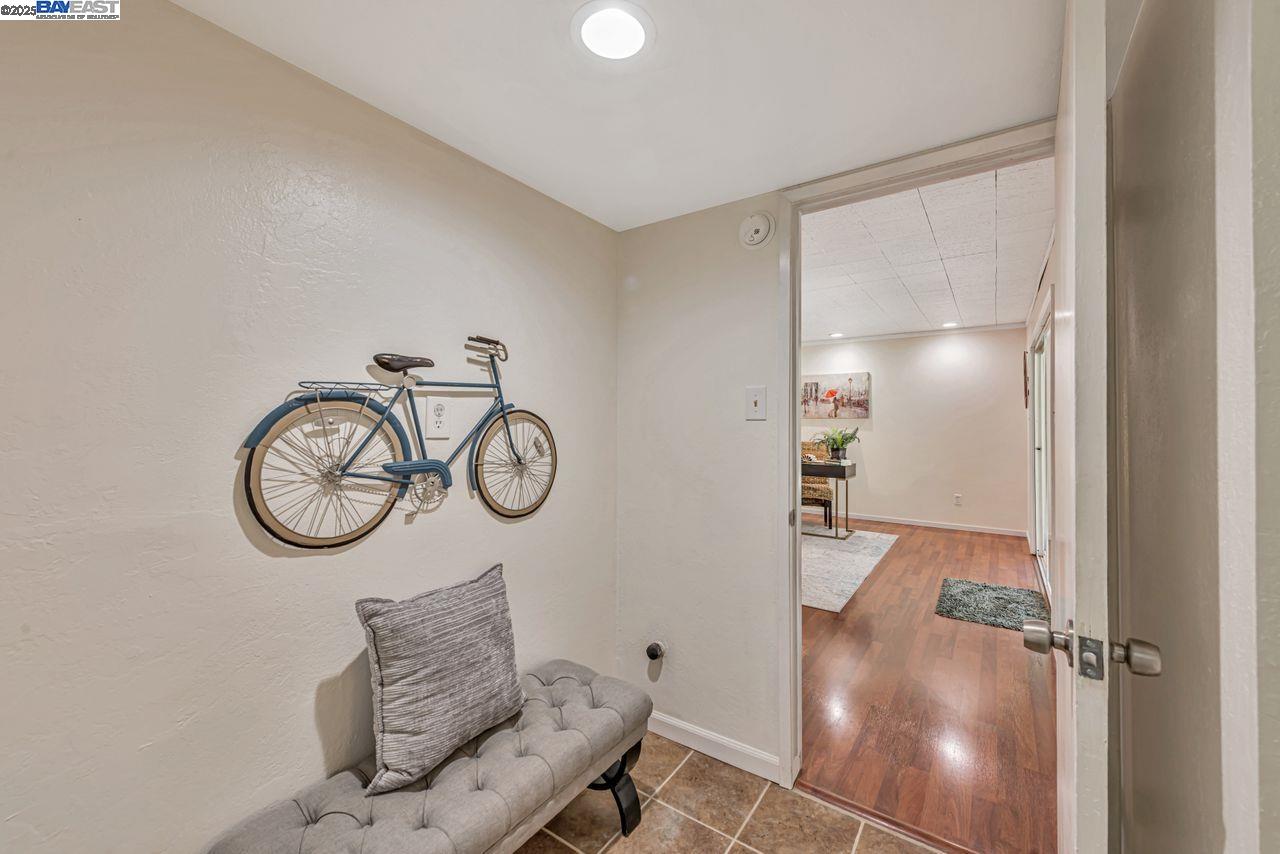 Detail Gallery Image 34 of 47 For 32072 Chicoine Ave, Hayward,  CA 94544 - 4 Beds | 3 Baths