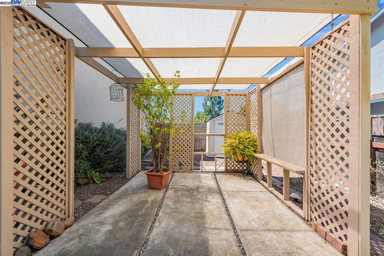 Detail Gallery Image 44 of 47 For 32072 Chicoine Ave, Hayward,  CA 94544 - 4 Beds | 3 Baths
