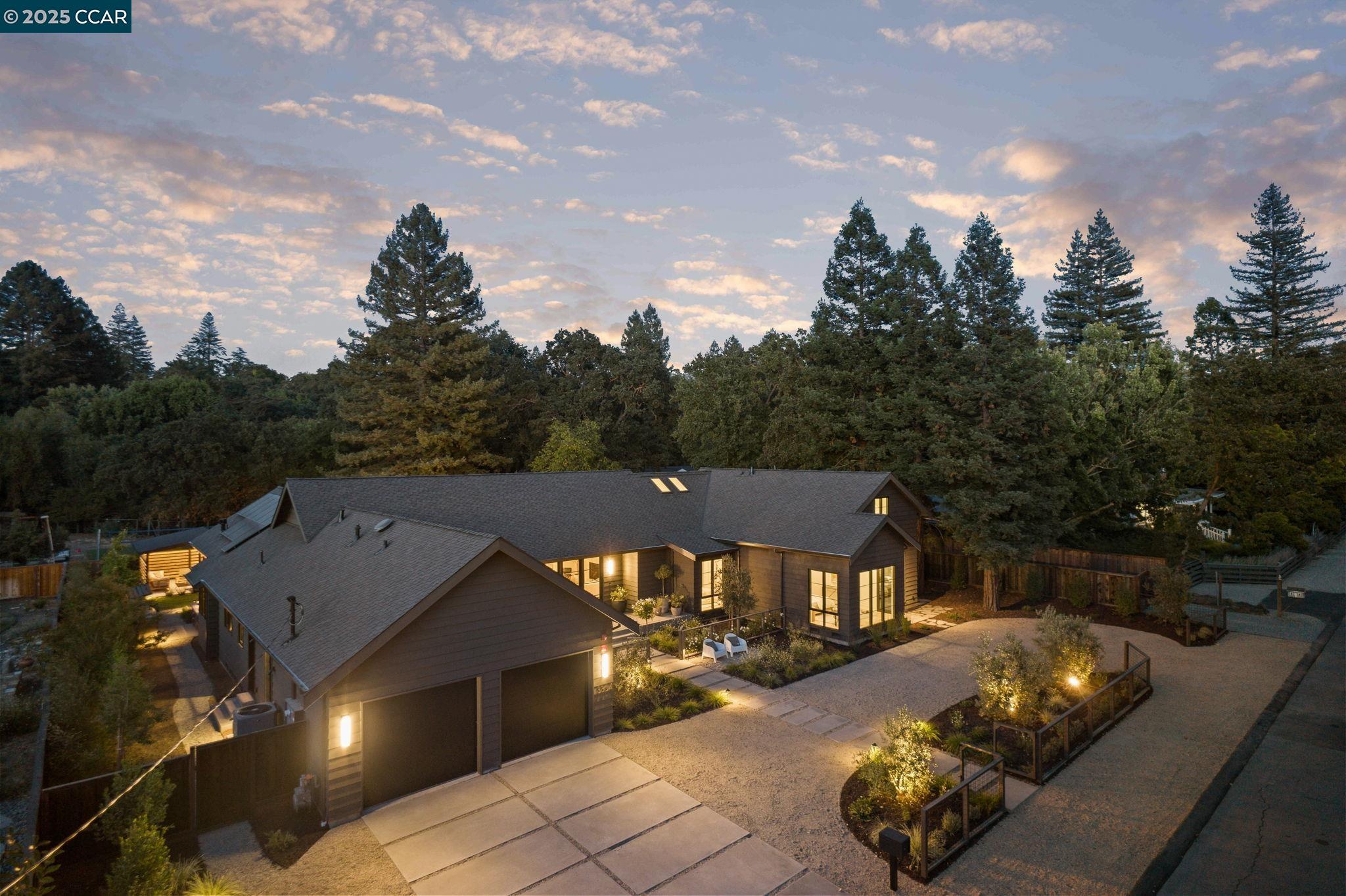 Front Image Thumbnail for CC41110695