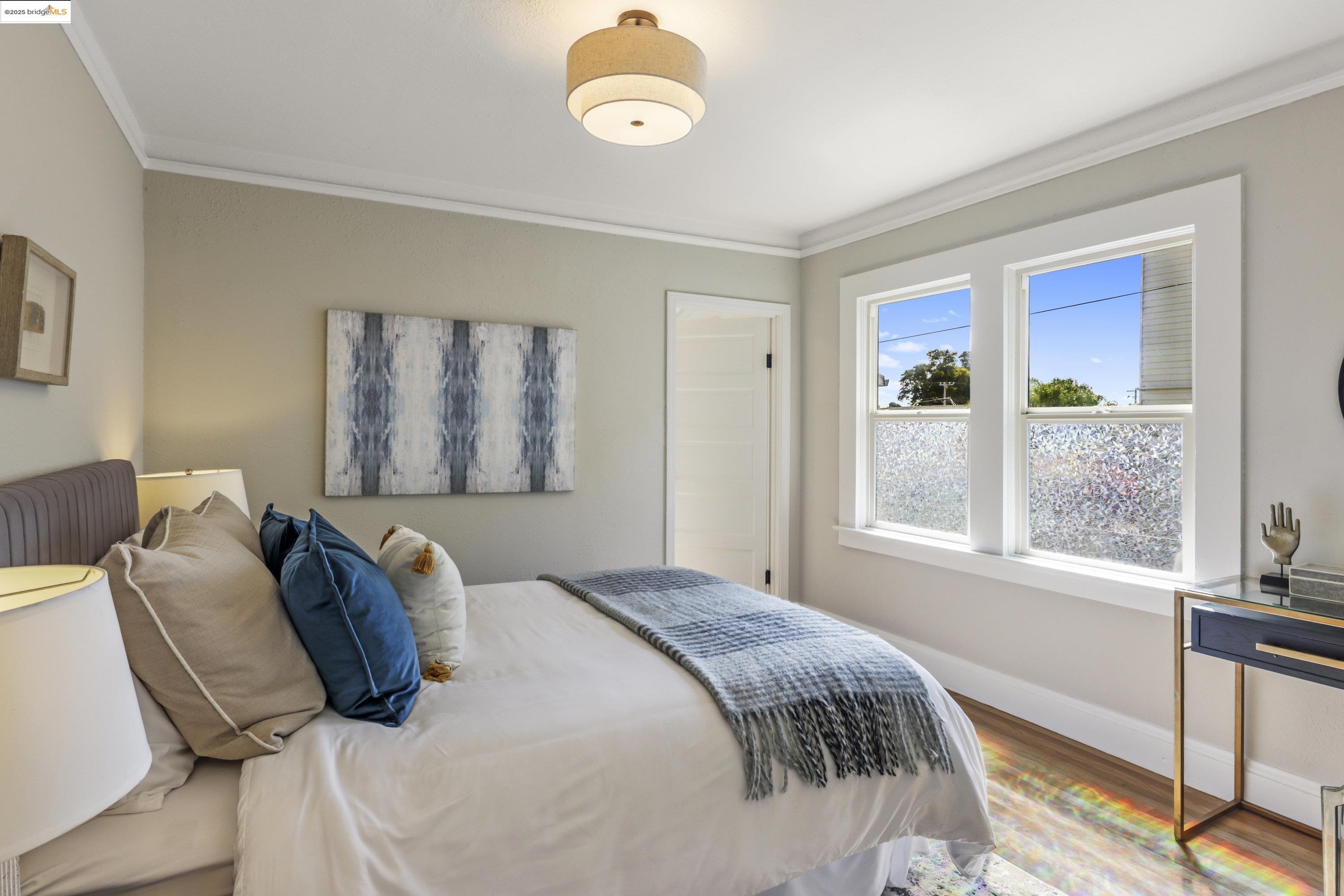 Detail Gallery Image 18 of 44 For 471 Mcauley St, Oakland,  CA 94609 - 4 Beds | 2 Baths