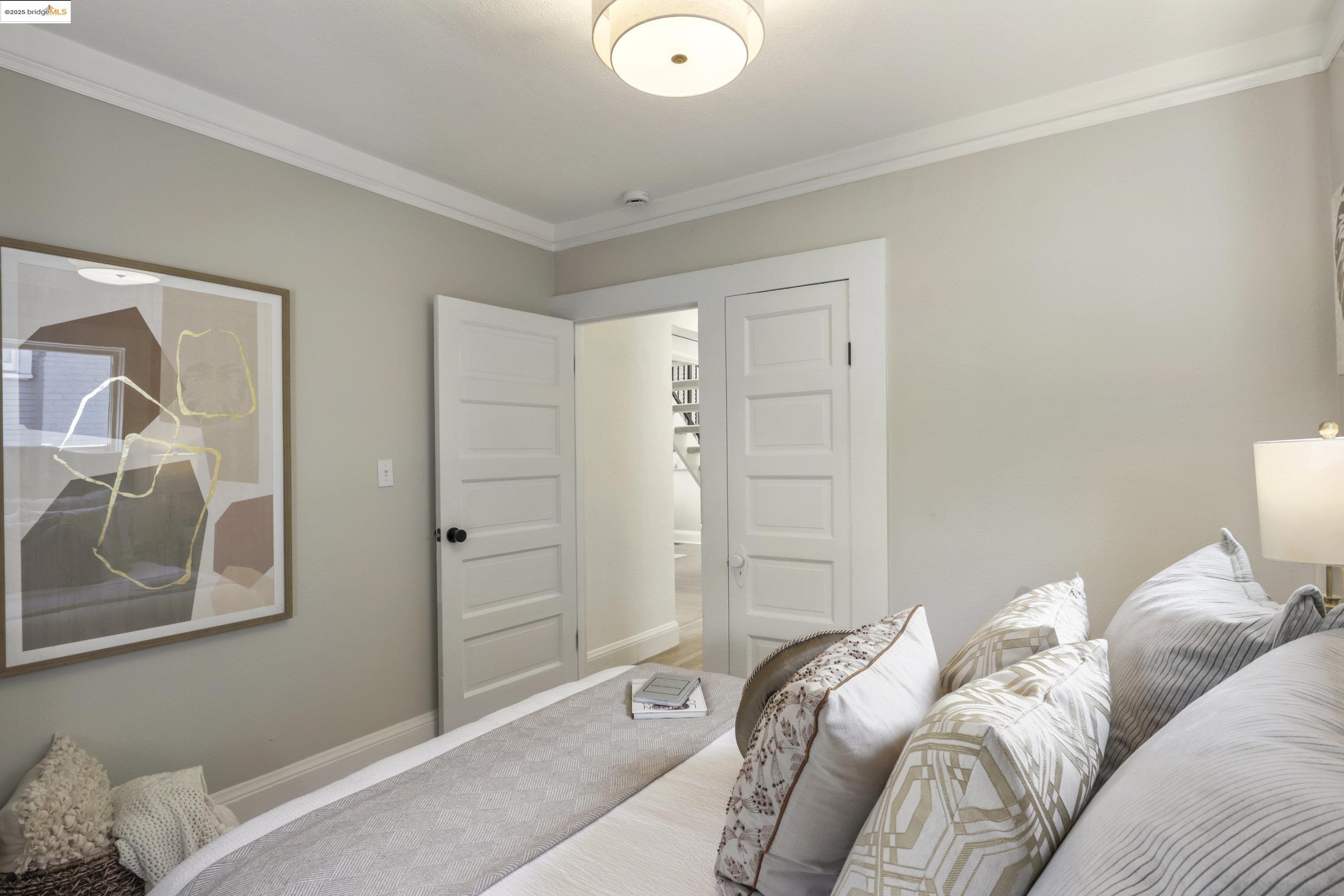 Detail Gallery Image 21 of 44 For 471 Mcauley St, Oakland,  CA 94609 - 4 Beds | 2 Baths