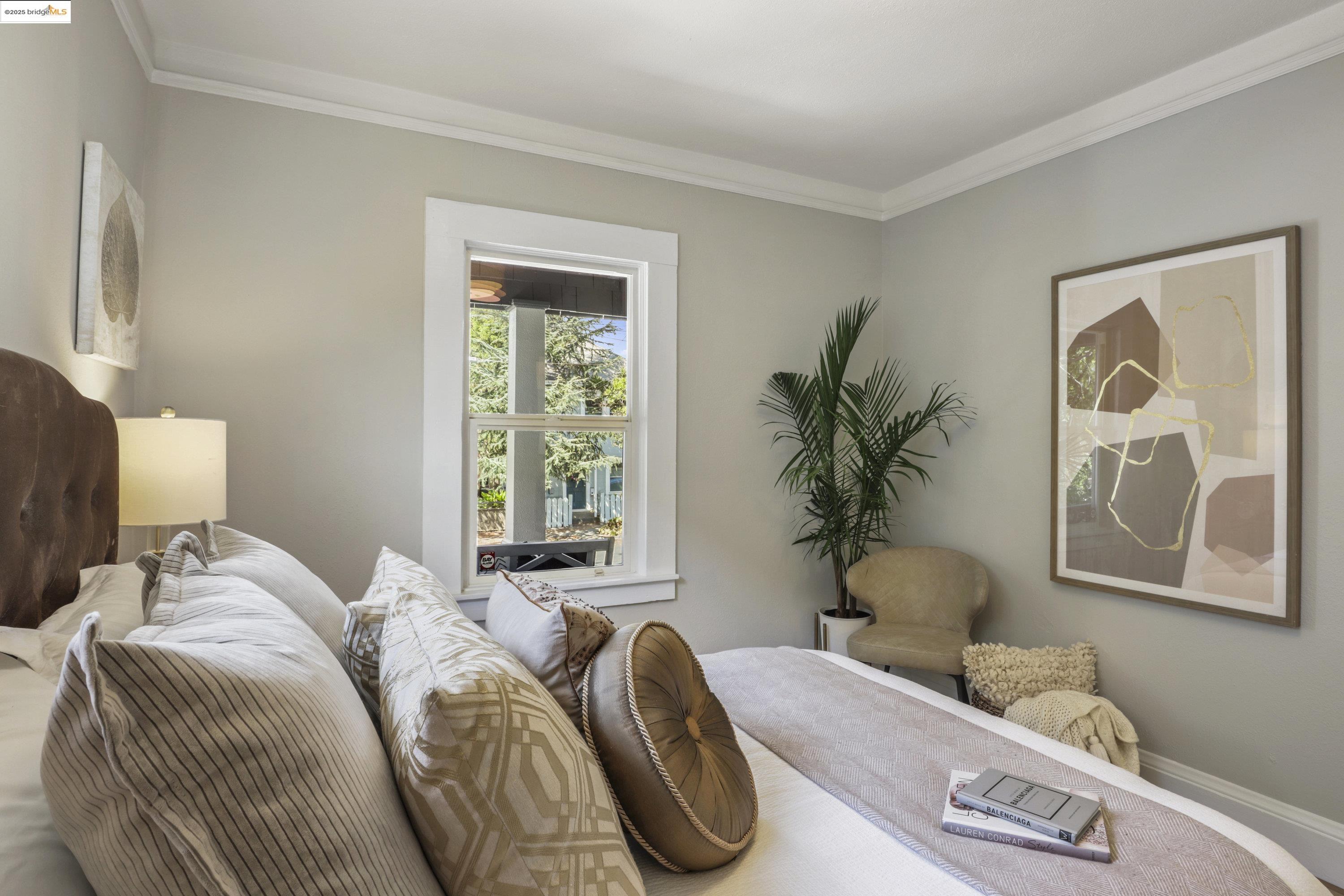 Detail Gallery Image 23 of 44 For 471 Mcauley St, Oakland,  CA 94609 - 4 Beds | 2 Baths