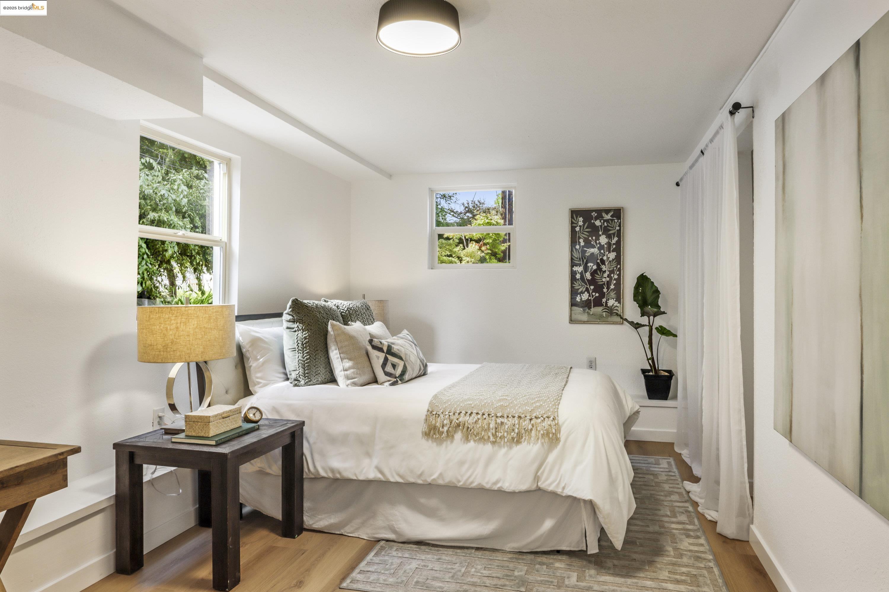 Detail Gallery Image 36 of 44 For 471 Mcauley St, Oakland,  CA 94609 - 4 Beds | 2 Baths