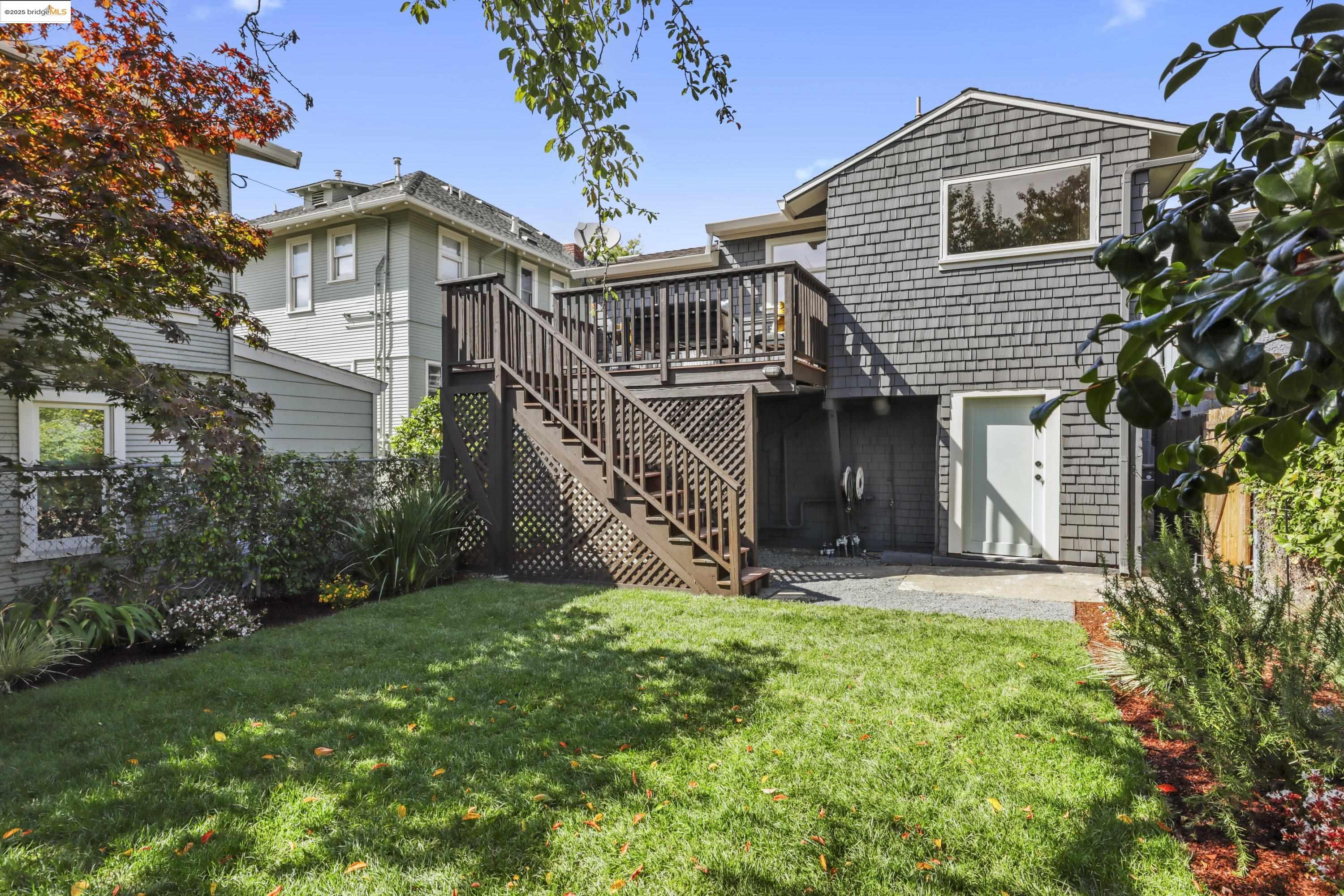 Detail Gallery Image 41 of 44 For 471 Mcauley St, Oakland,  CA 94609 - 4 Beds | 2 Baths