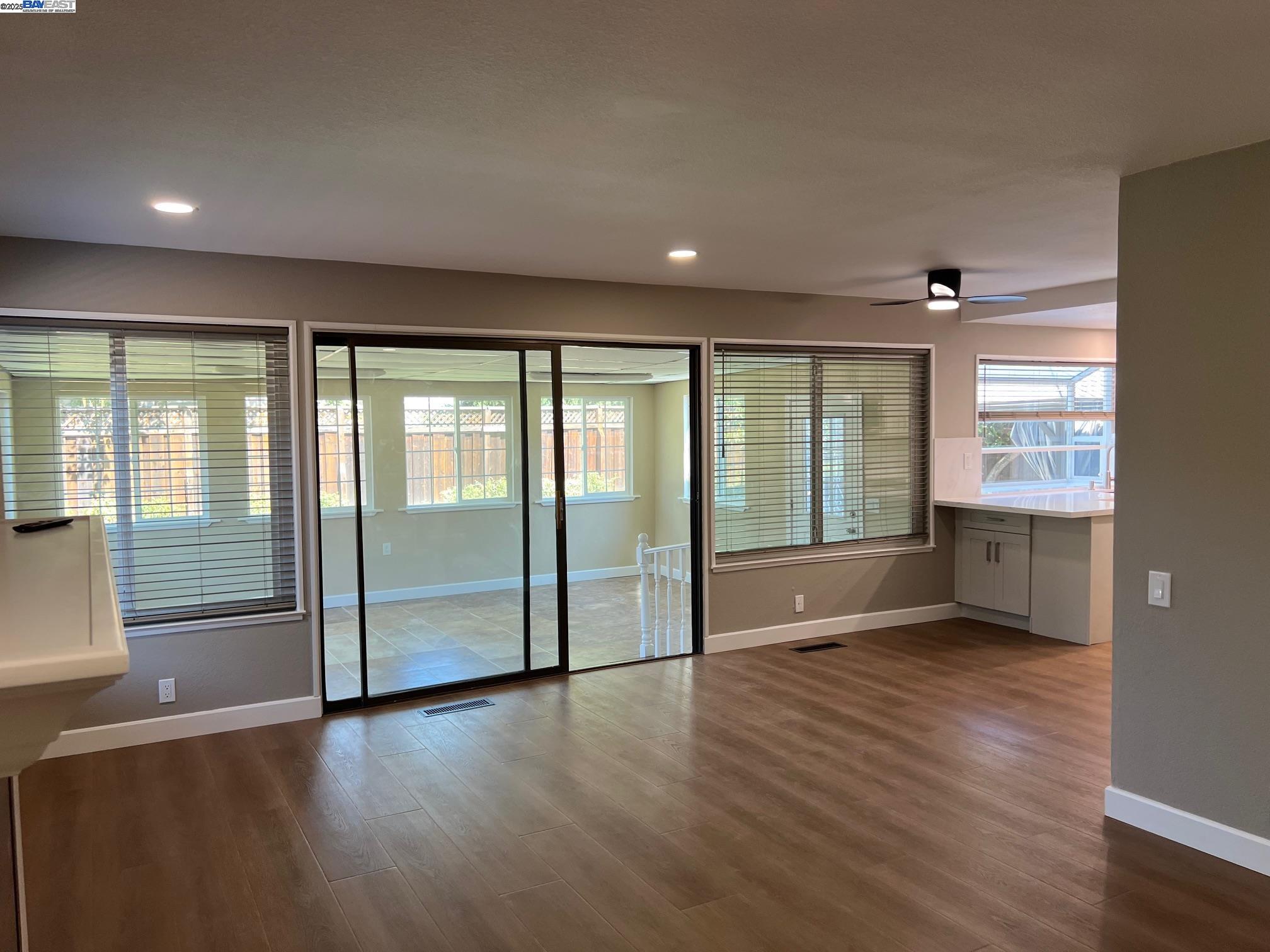 Detail Gallery Image 16 of 56 For 4919 Mohr Ave, Pleasanton,  CA 94566 - 4 Beds | 2/1 Baths