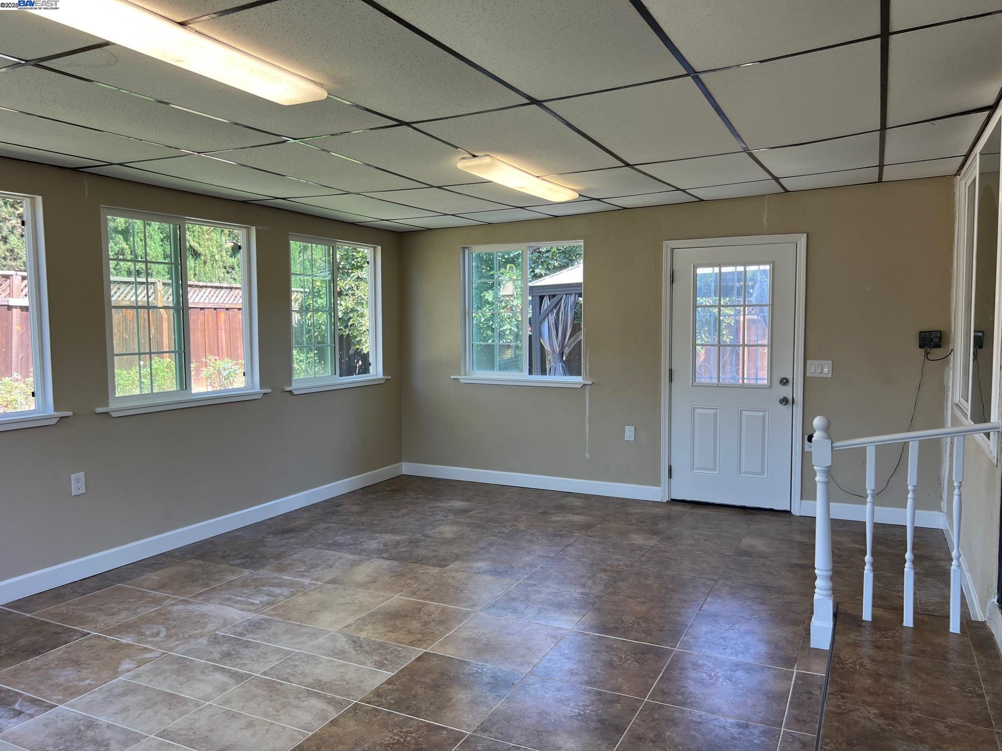 Detail Gallery Image 19 of 56 For 4919 Mohr Ave, Pleasanton,  CA 94566 - 4 Beds | 2/1 Baths
