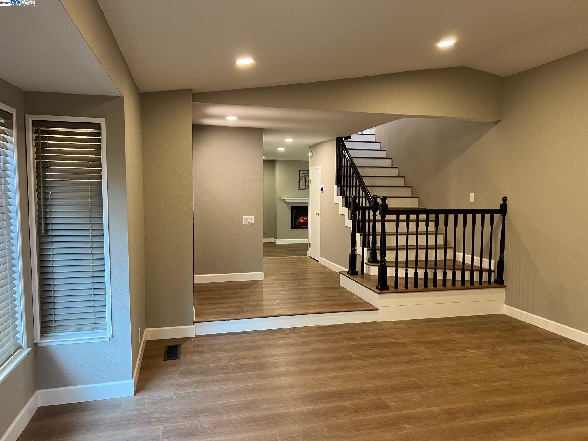 Detail Gallery Image 29 of 56 For 4919 Mohr Ave, Pleasanton,  CA 94566 - 4 Beds | 2/1 Baths