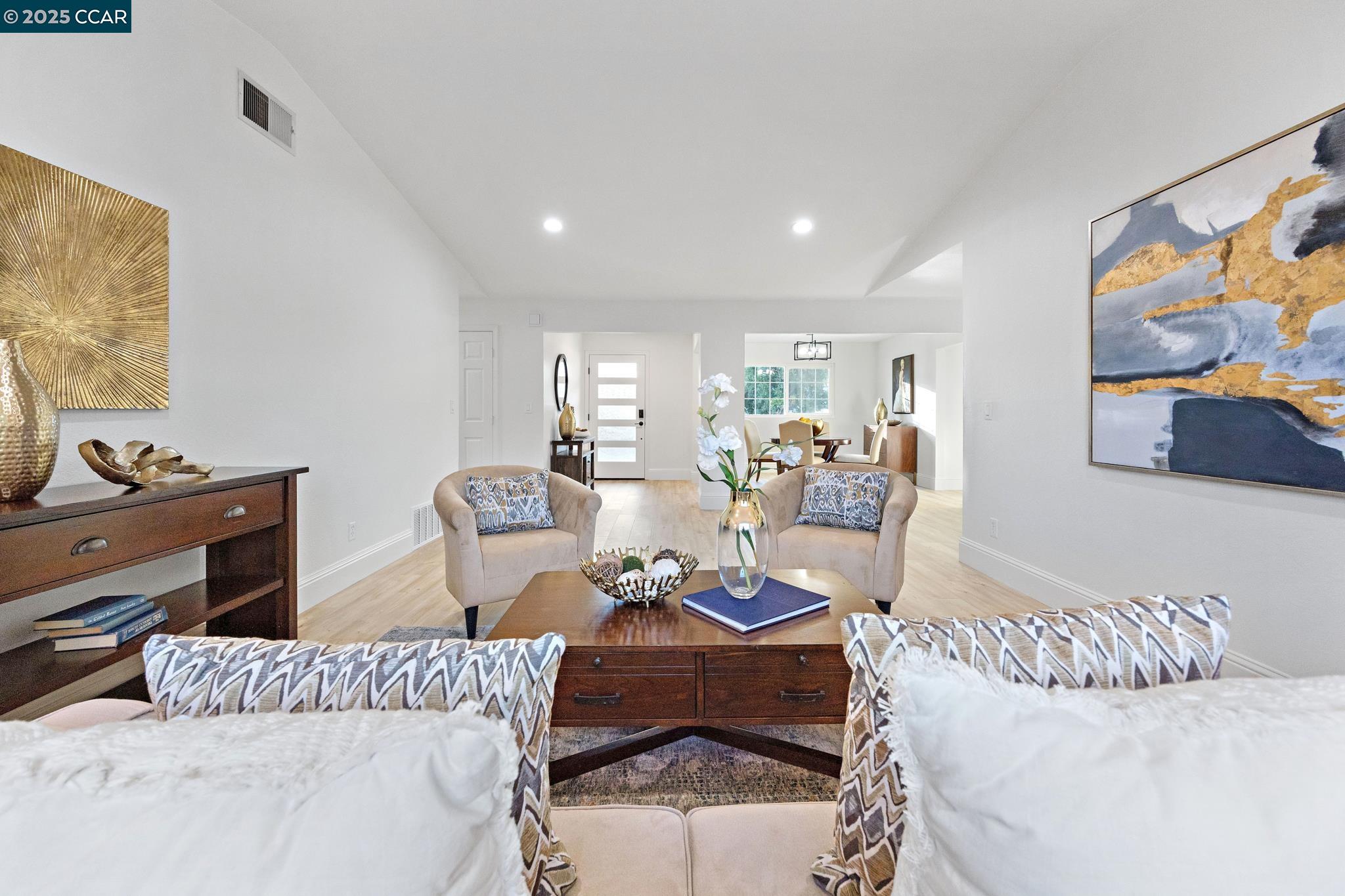 Detail Gallery Image 40 of 60 For 1840 Leo Ln, Concord,  CA 94521 - 4 Beds | 2 Baths