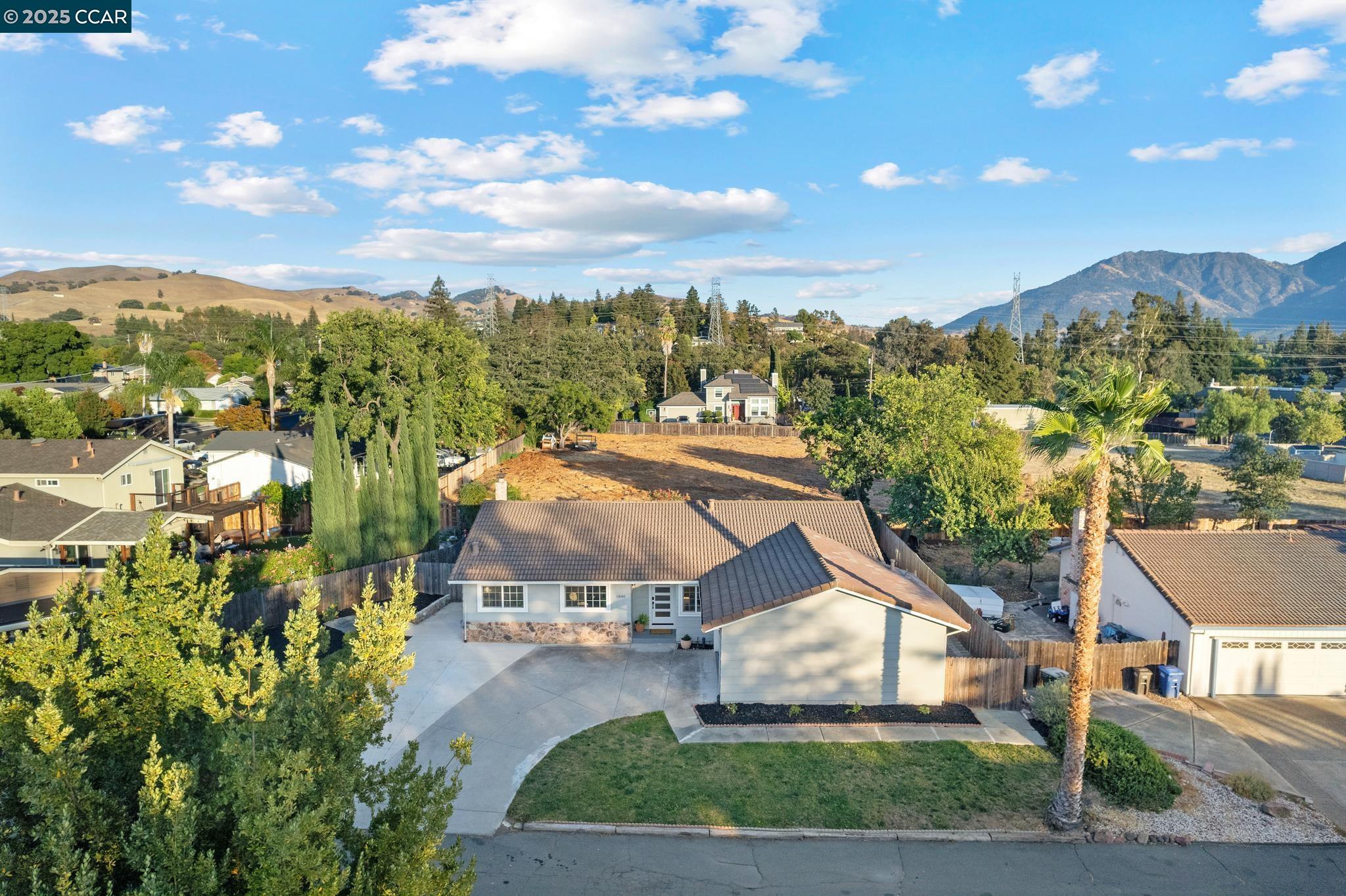 Detail Gallery Image 47 of 60 For 1840 Leo Ln, Concord,  CA 94521 - 4 Beds | 2 Baths