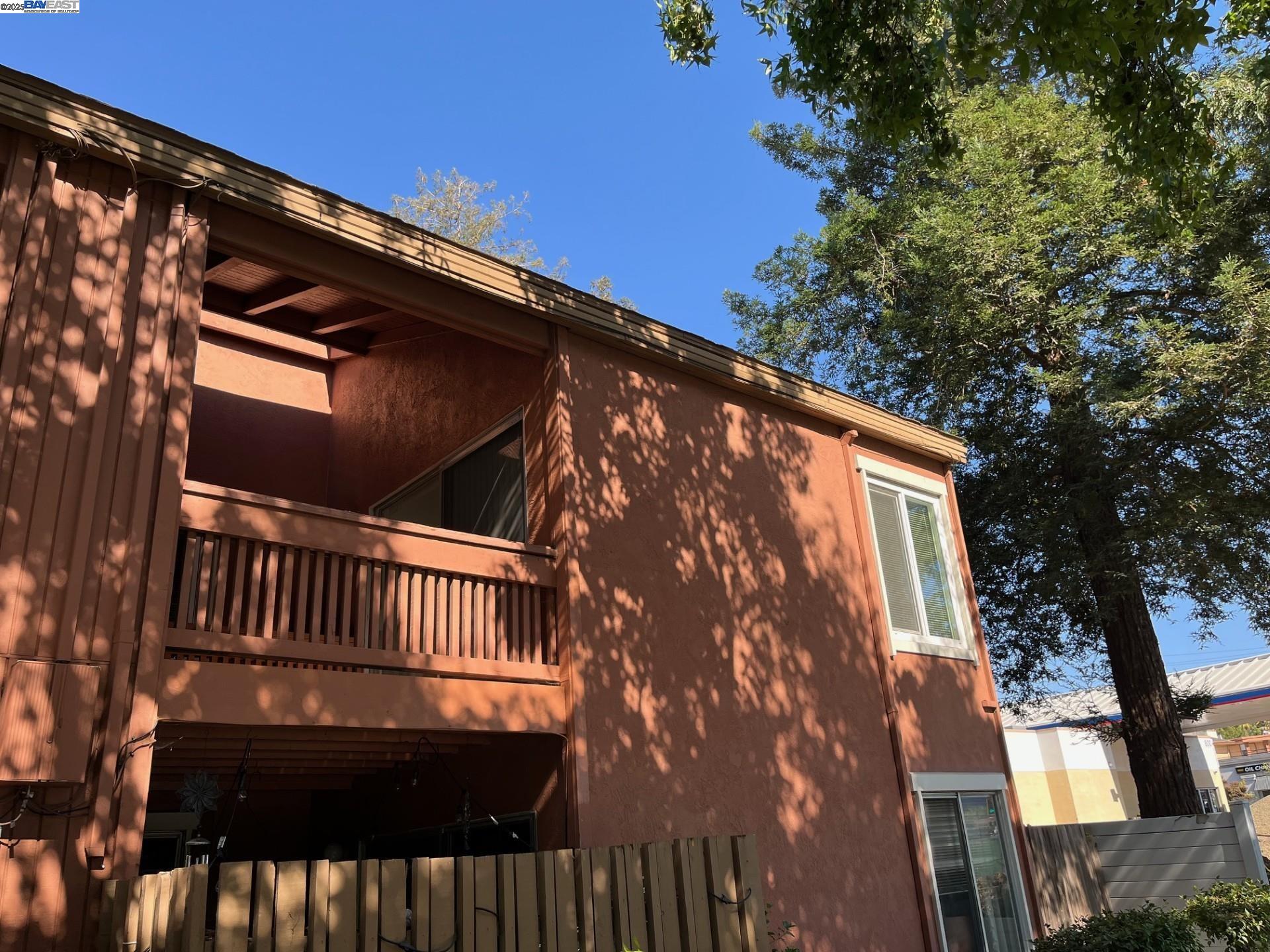 Detail Gallery Image 21 of 34 For 810 Oak Grove Rd #106,  Concord,  CA 94518 - 1 Beds | 1 Baths