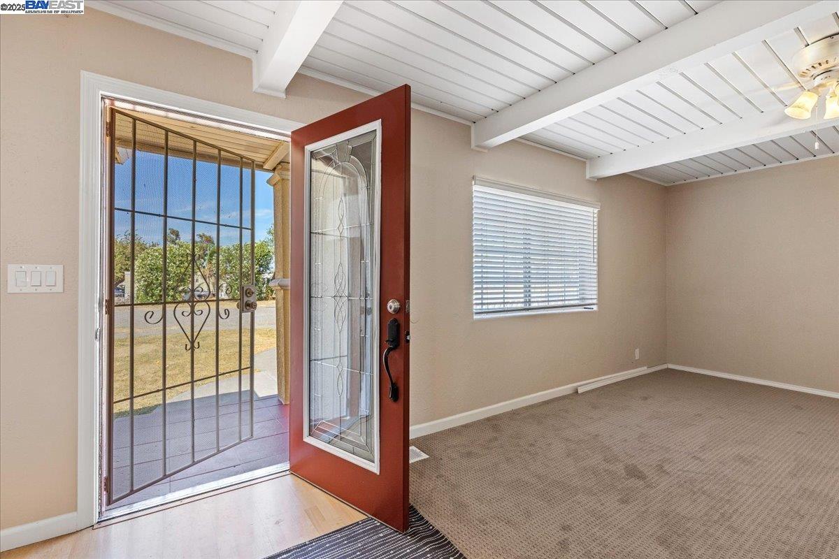 Detail Gallery Image 5 of 42 For 2688 W Byron Rd, Tracy,  CA 95377 - 4 Beds | 2 Baths