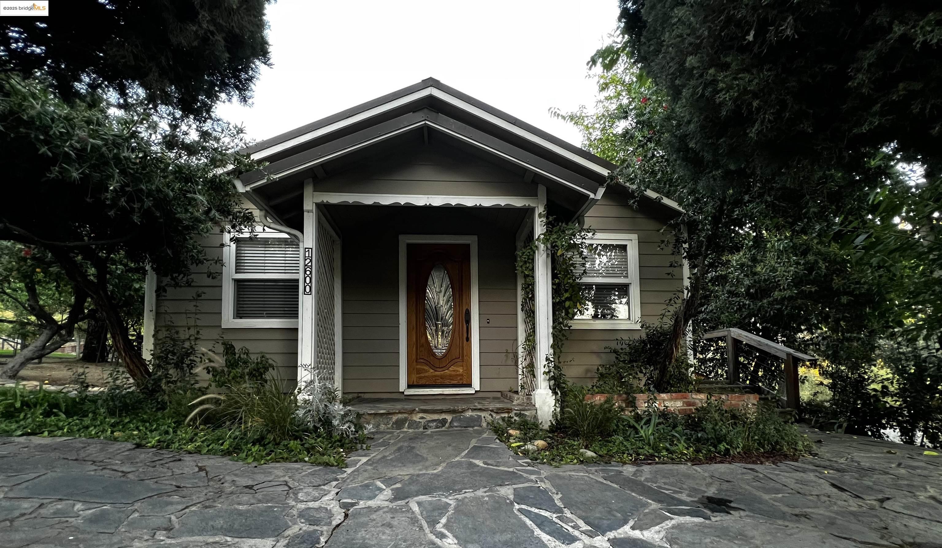 Detail Gallery Image 1 of 33 For 12600 Lynde, Knights Ferry,  CA 95361-1260 - 2 Beds | 1 Baths