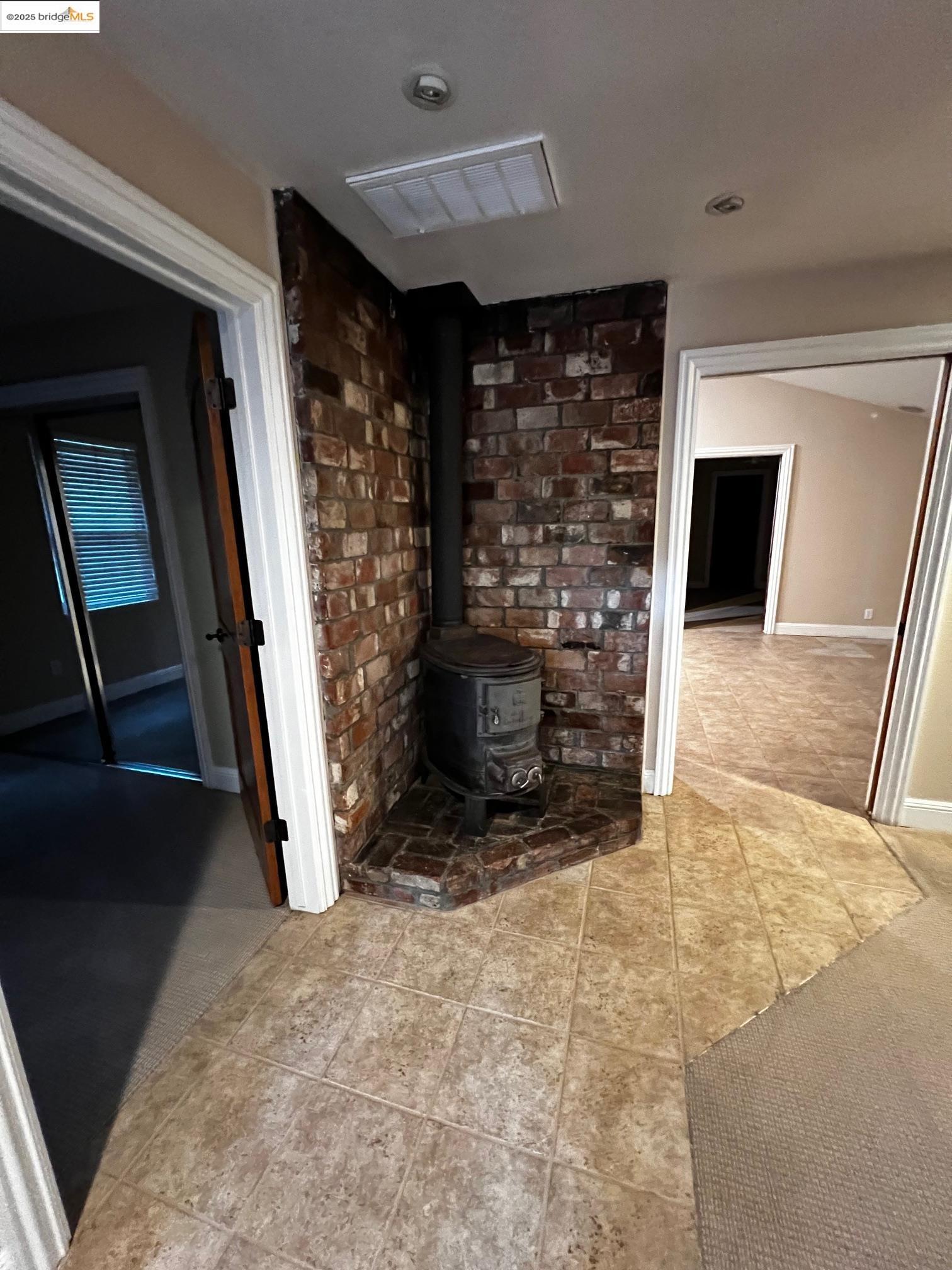 Detail Gallery Image 10 of 33 For 12600 Lynde, Knights Ferry,  CA 95361-1260 - 2 Beds | 1 Baths