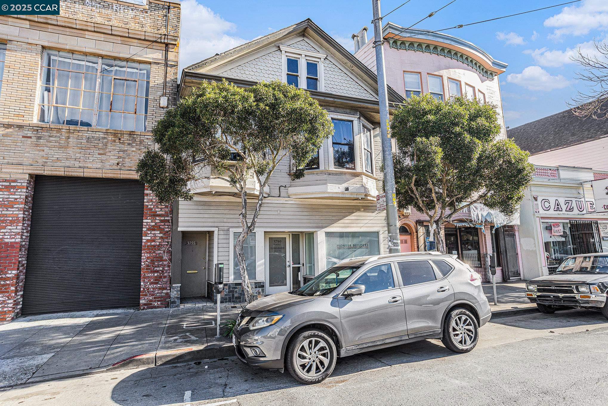 Detail Gallery Image 3 of 31 For 3755-3759 Mission St, San Francisco,  CA 94110 - – Beds | – Baths