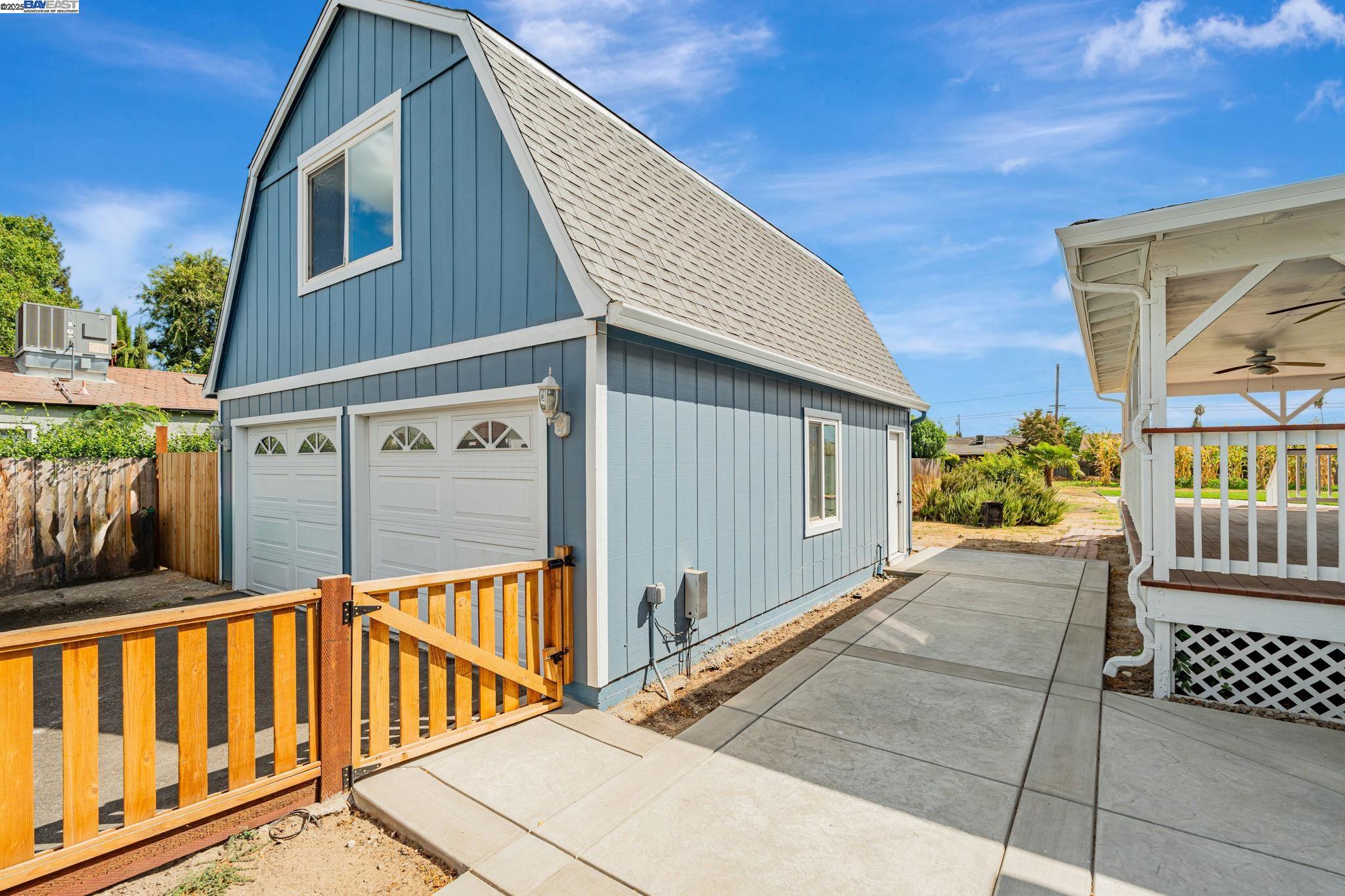 Detail Gallery Image 38 of 41 For 434 Joseph Rd, Manteca,  CA 95336 - 3 Beds | 3 Baths