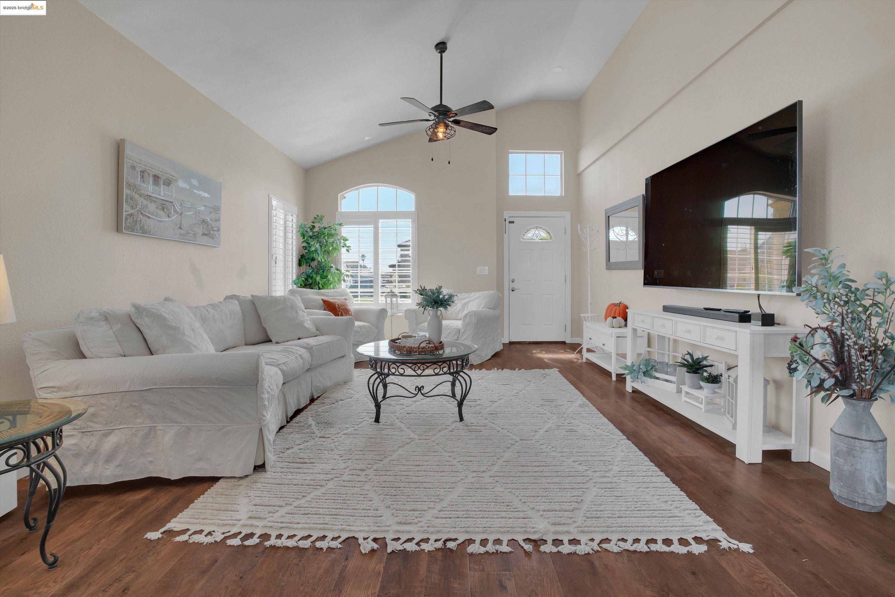 Detail Gallery Image 18 of 43 For 2265 Newport Ct, Discovery Bay,  CA 94505 - 3 Beds | 2 Baths