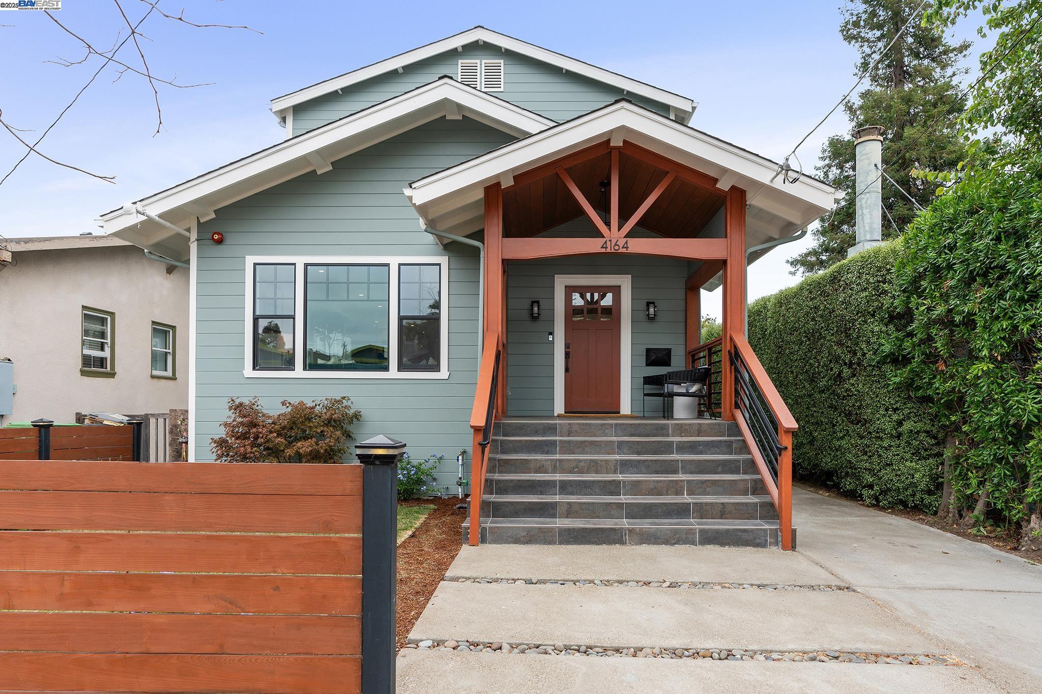 Detail Gallery Image 1 of 1 For 4164 Shafter Ave, Oakland,  CA 94609 - 3 Beds | 3 Baths