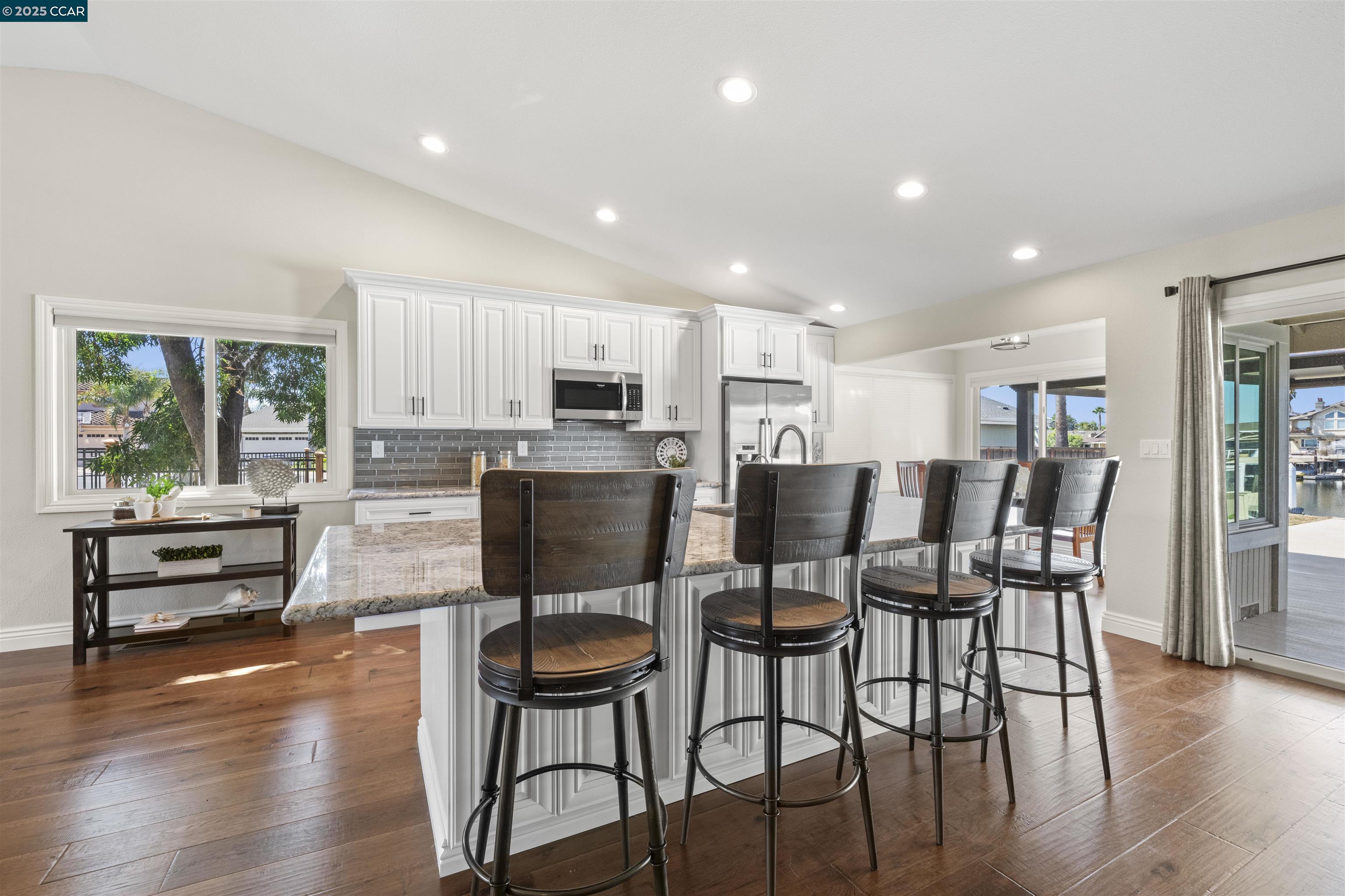 Detail Gallery Image 11 of 47 For 51 Discovery Bay Blvd, Discovery Bay,  CA 94505 - 4 Beds | 2 Baths