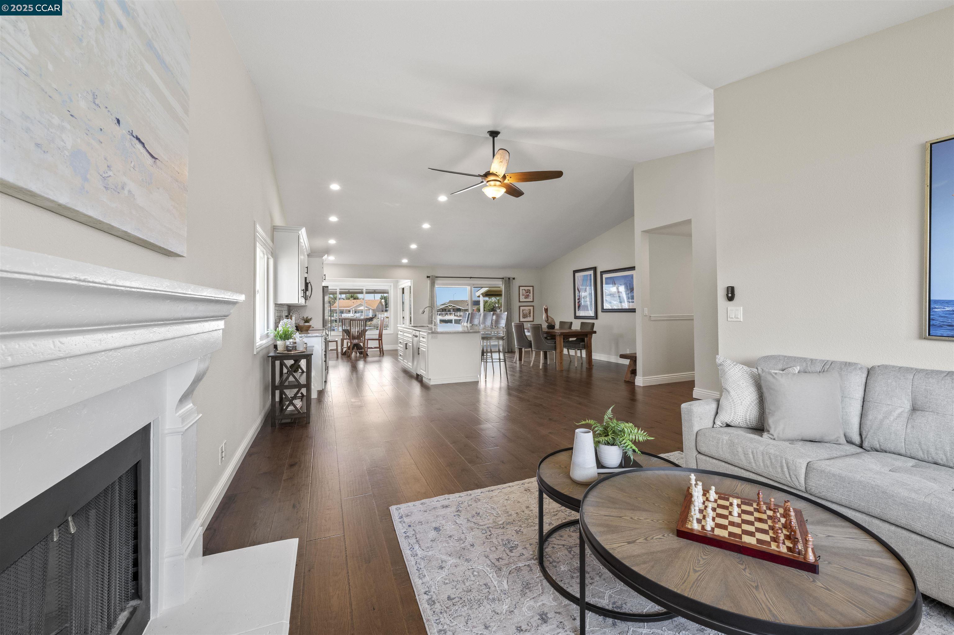 Detail Gallery Image 18 of 47 For 51 Discovery Bay Blvd, Discovery Bay,  CA 94505 - 4 Beds | 2 Baths