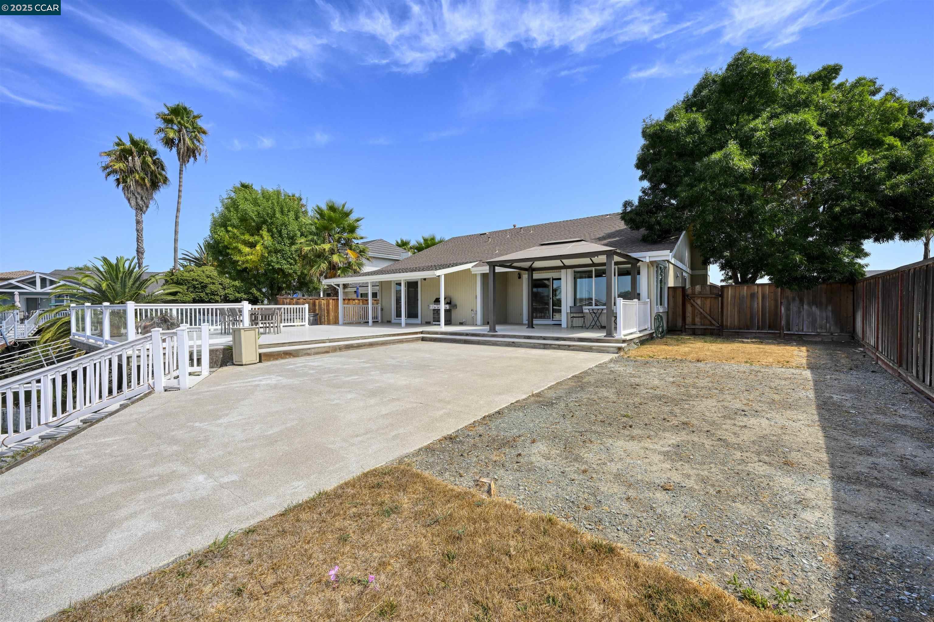Detail Gallery Image 7 of 47 For 51 Discovery Bay Blvd, Discovery Bay,  CA 94505 - 4 Beds | 2 Baths
