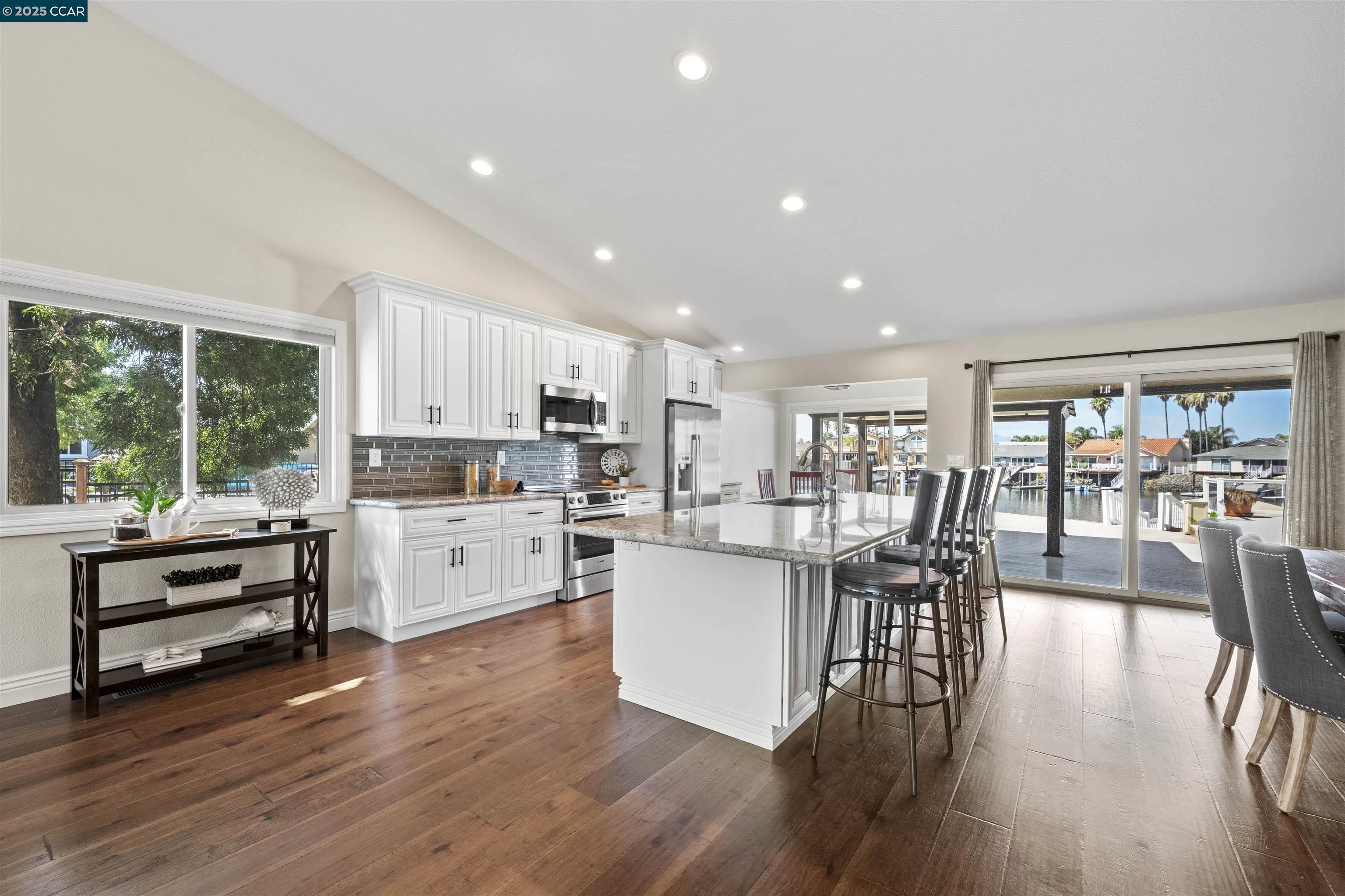 Detail Gallery Image 10 of 47 For 51 Discovery Bay Blvd, Discovery Bay,  CA 94505 - 4 Beds | 2 Baths