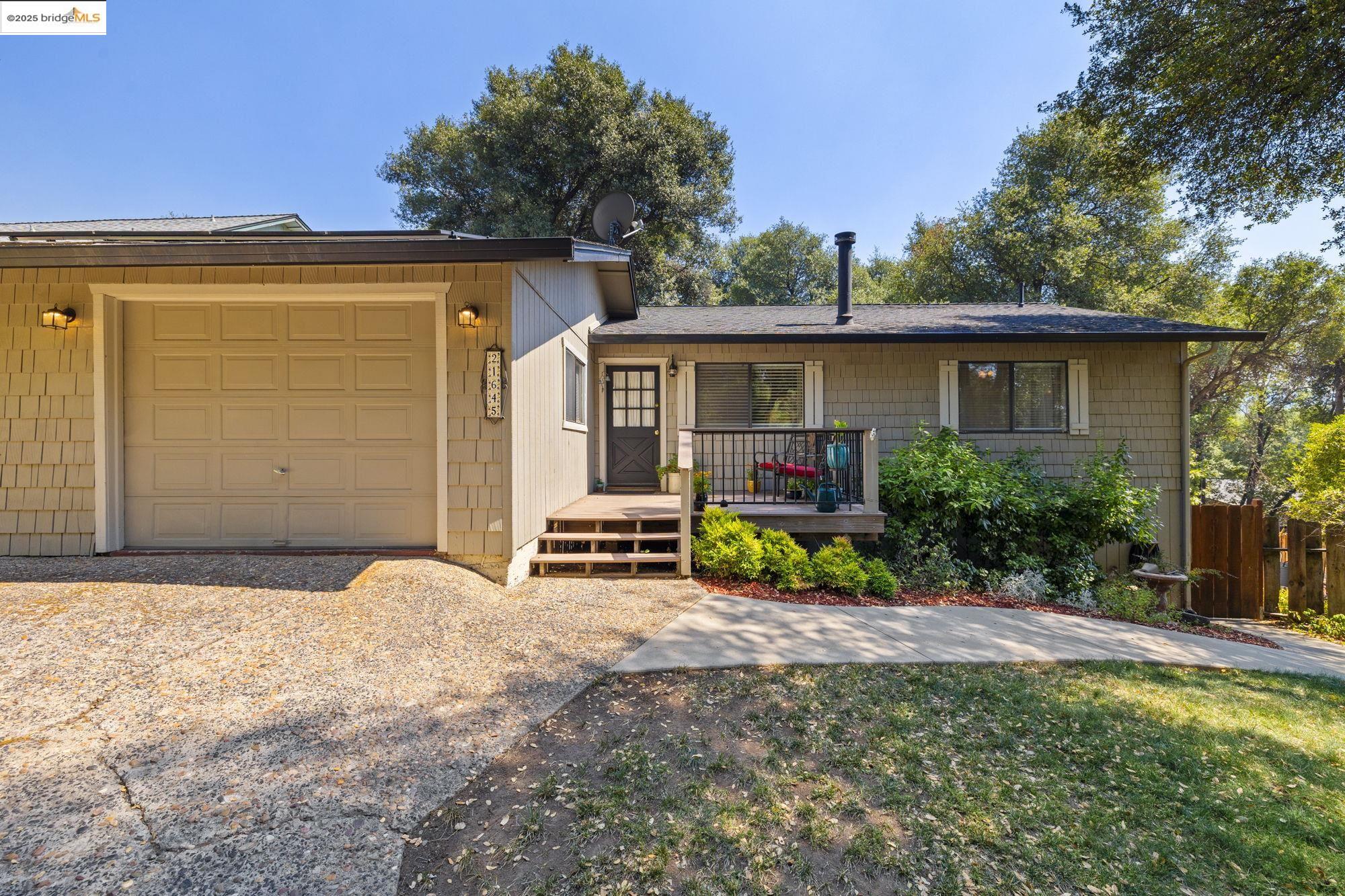 Detail Gallery Image 3 of 32 For La Vereda Rd, Sonora,  CA 95370 - 3 Beds | 2 Baths