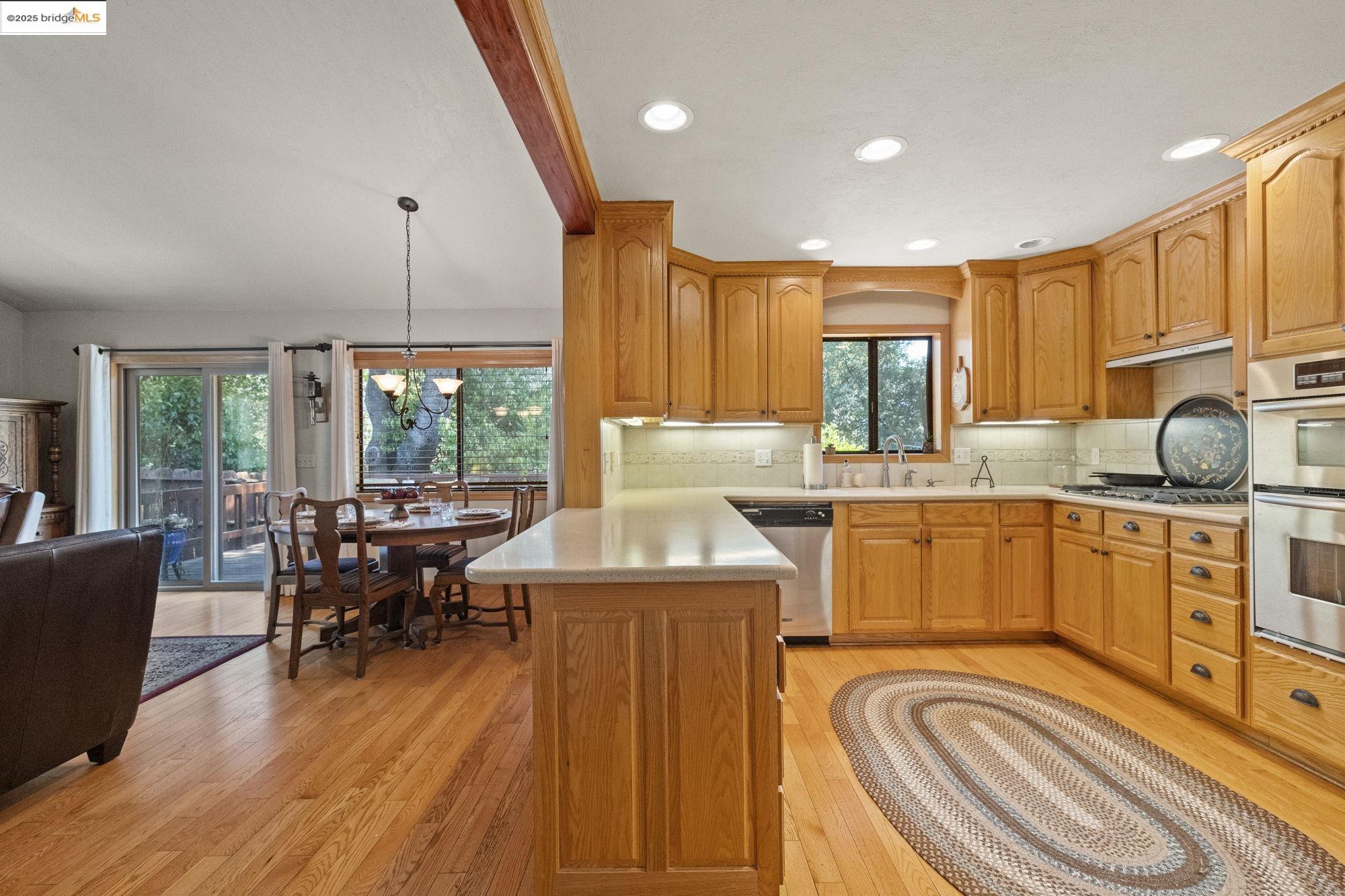 Detail Gallery Image 8 of 32 For La Vereda Rd, Sonora,  CA 95370 - 3 Beds | 2 Baths