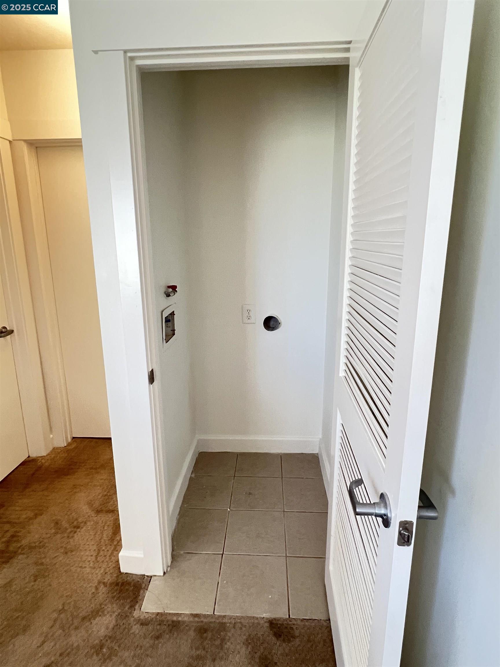 Detail Gallery Image 16 of 20 For 6501 San Pablo Ave #203,  Oakland,  CA 94608 - 1 Beds | 1/1 Baths