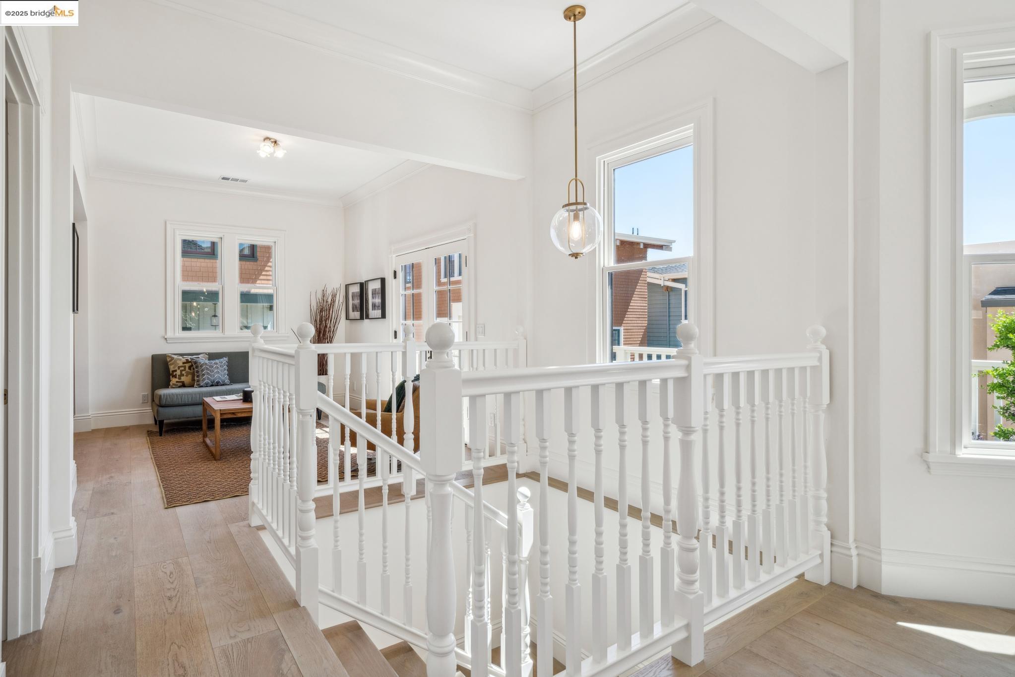 Detail Gallery Image 35 of 57 For 4440 Howe St, Oakland,  CA 94611 - 4 Beds | 3 Baths