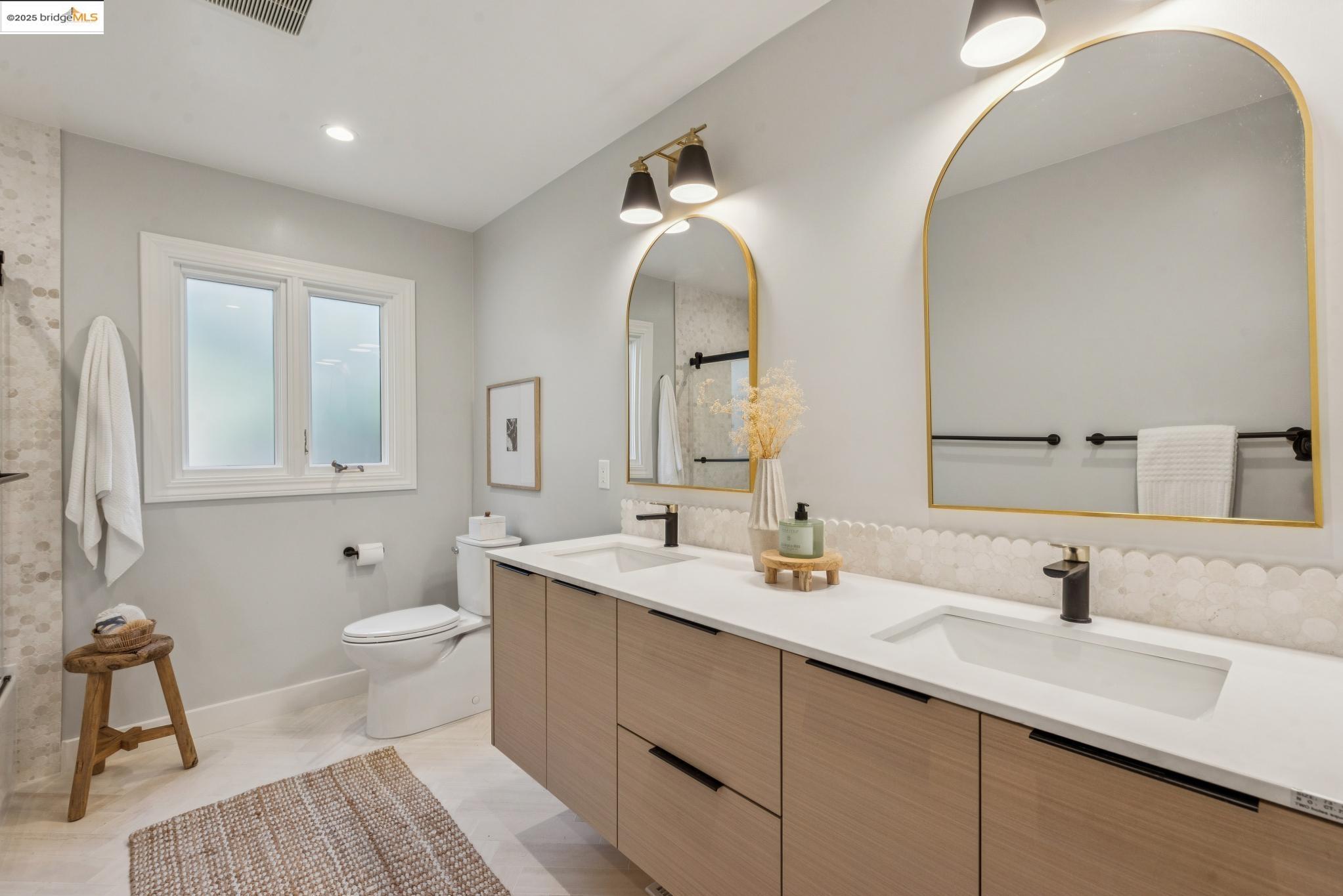 Detail Gallery Image 26 of 48 For 306 Ramona Avenue, Piedmont,  CA 94611-3936 - 3 Beds | 2 Baths