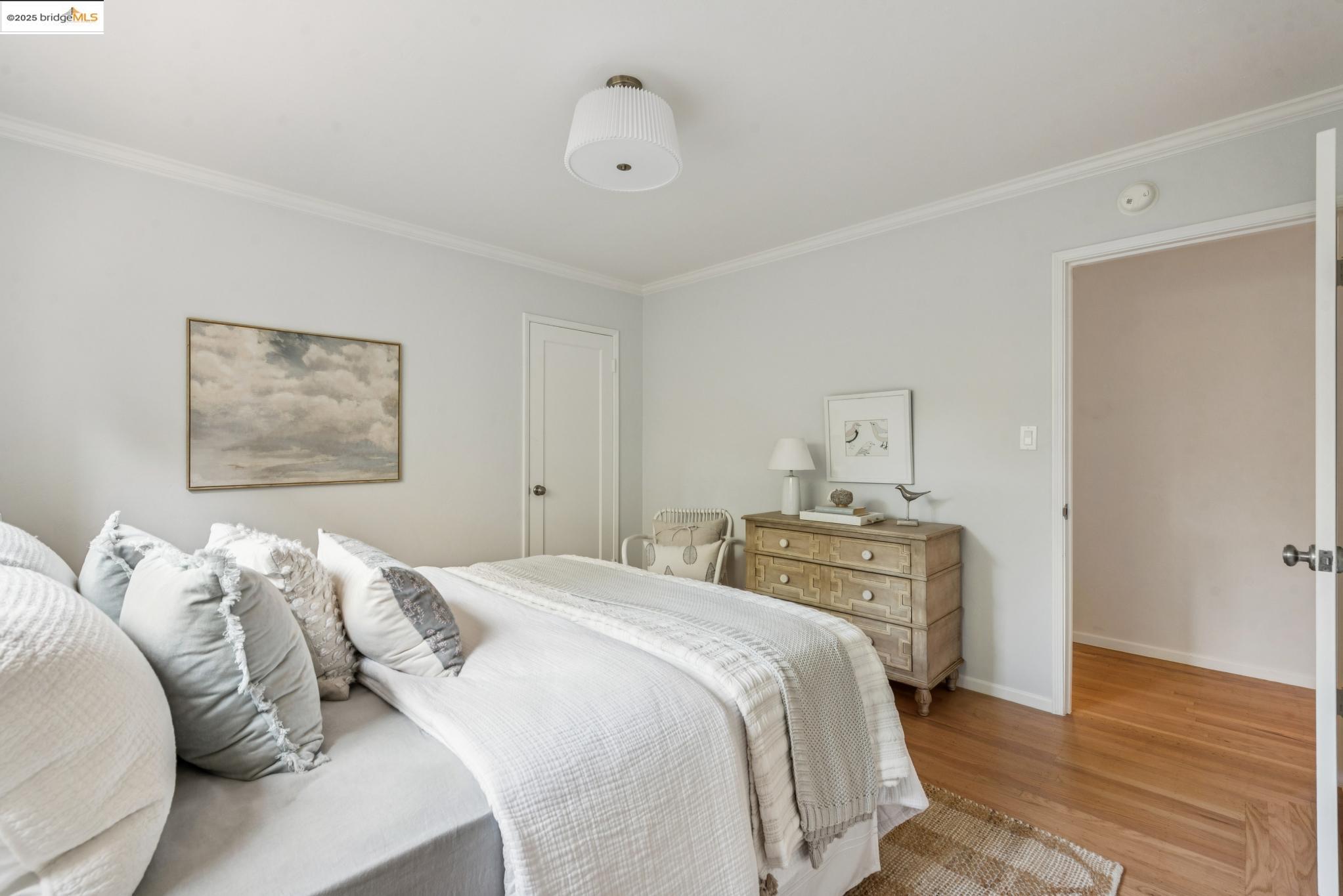 Detail Gallery Image 30 of 48 For 306 Ramona Avenue, Piedmont,  CA 94611-3936 - 3 Beds | 2 Baths