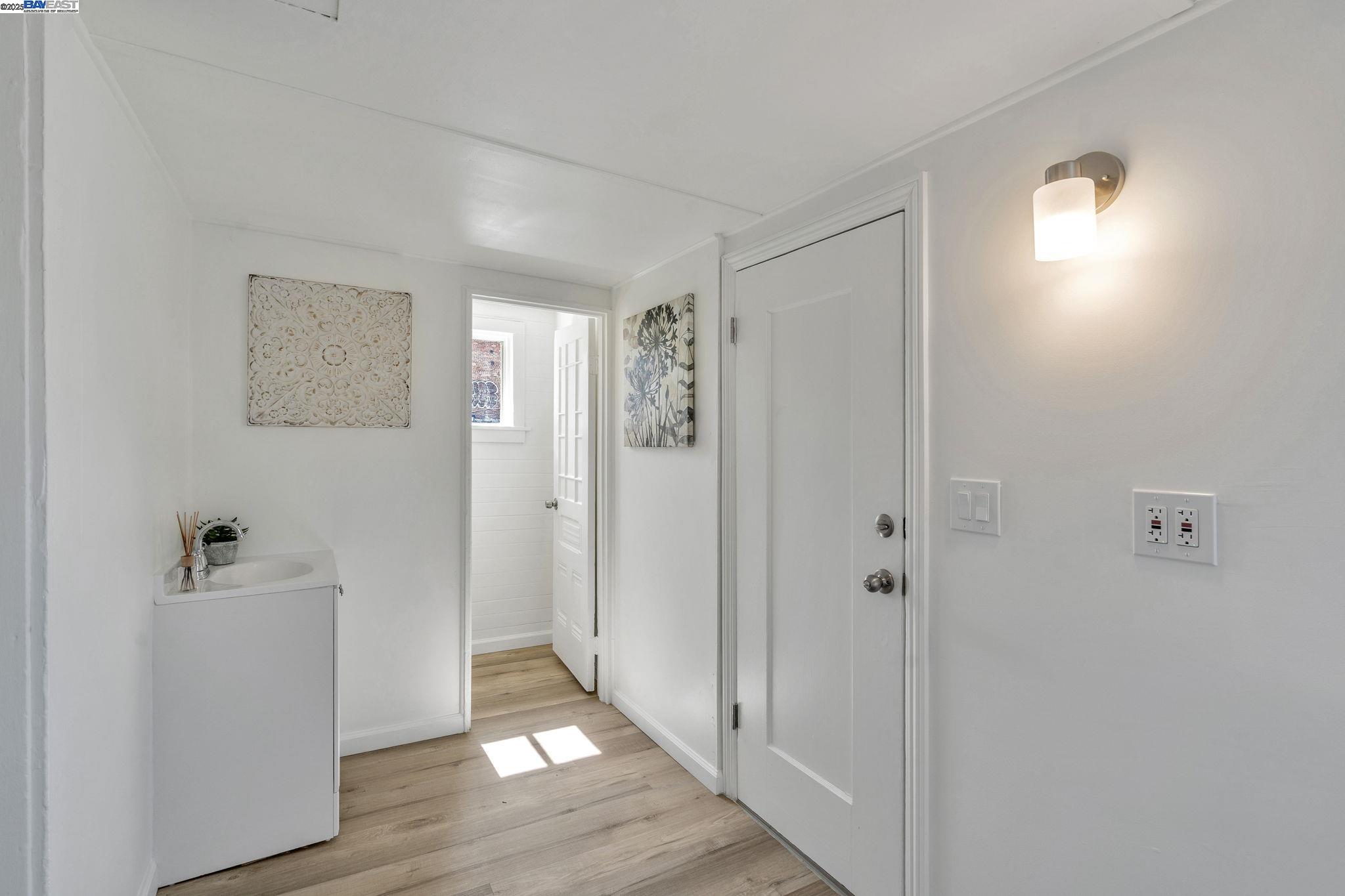 Detail Gallery Image 55 of 60 For 2025 34th Ave, Oakland,  CA 94601 - 7 Beds | 5 Baths
