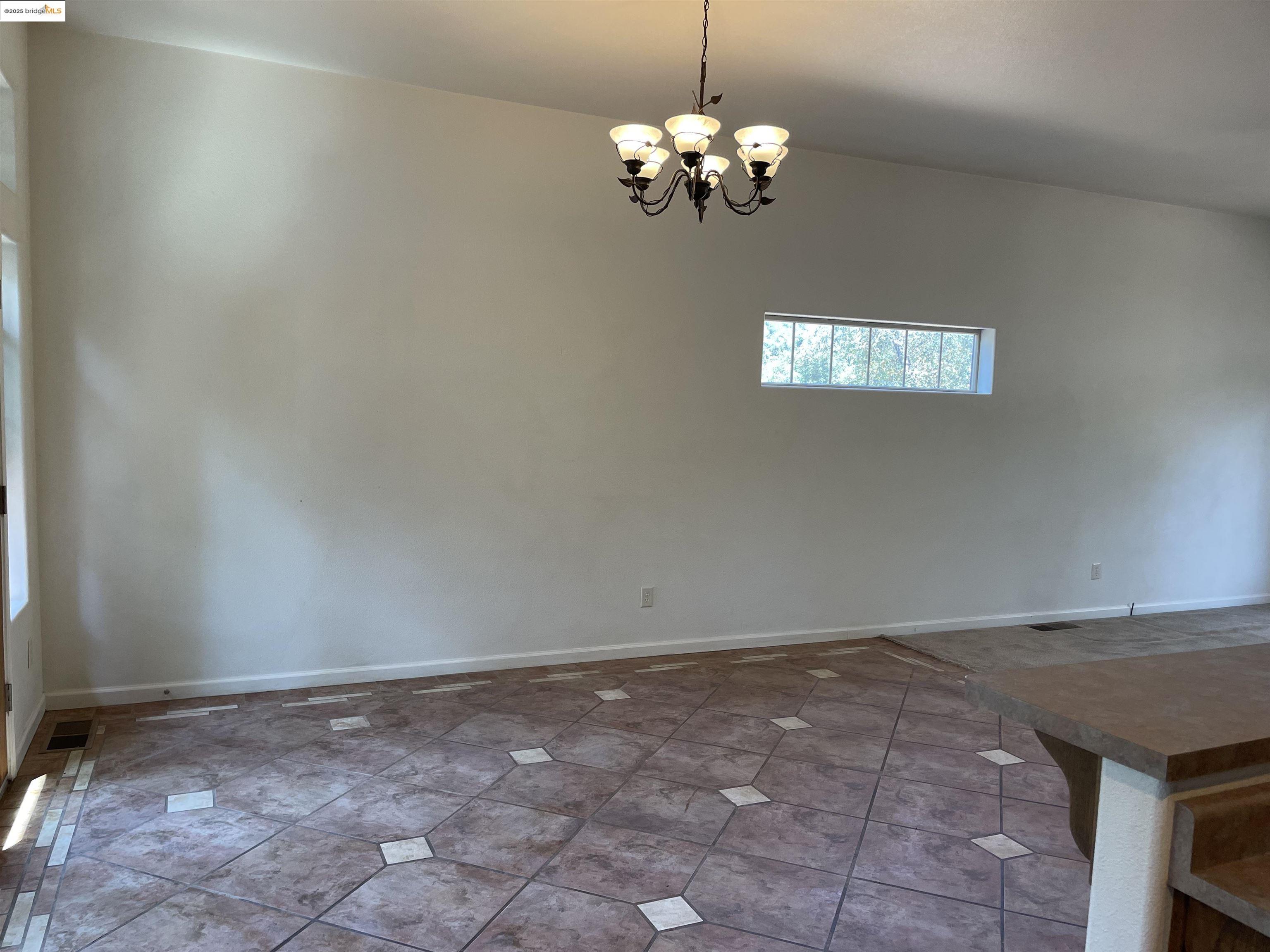 Detail Gallery Image 9 of 29 For 19360 Susan Way, Sonora,  CA 95370 - 2 Beds | 2 Baths