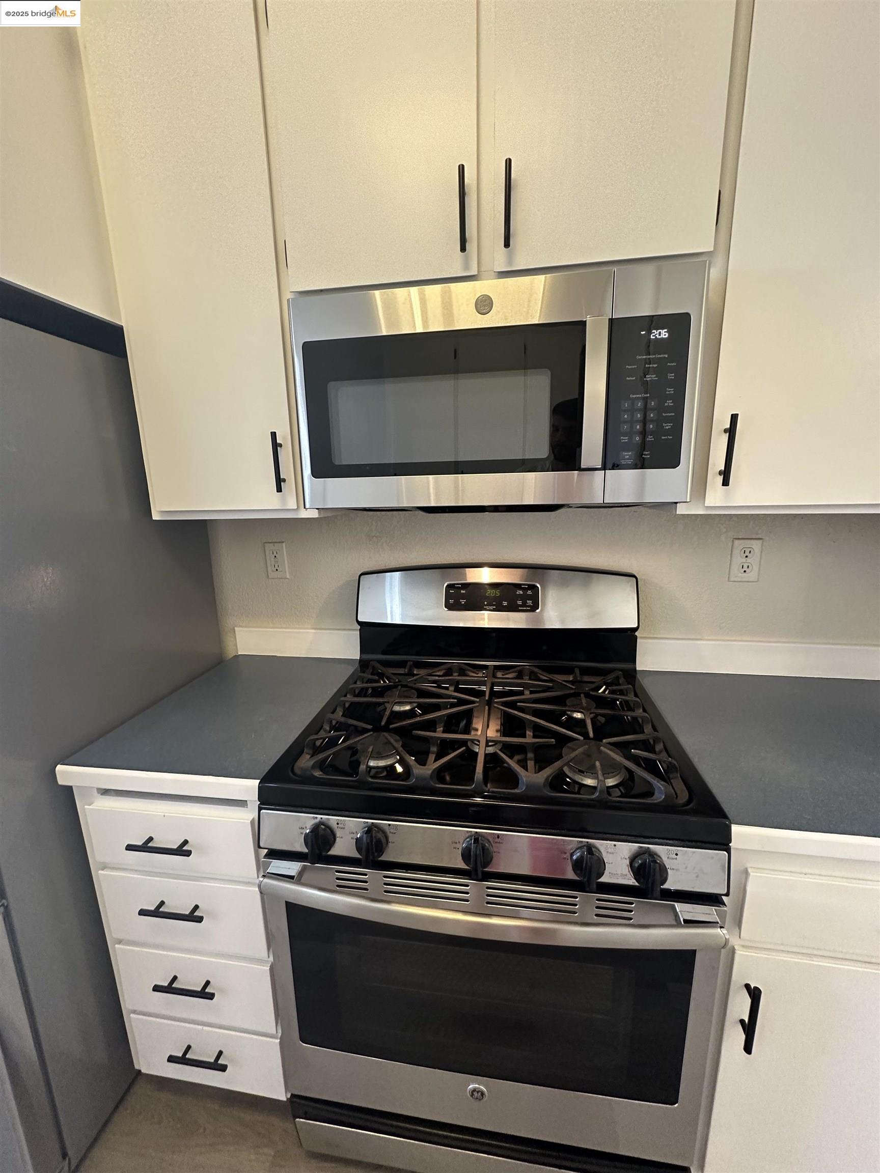 Detail Gallery Image 19 of 33 For 13 Aspen Ct, Vallejo,  CA 94591 - – Beds | – Baths