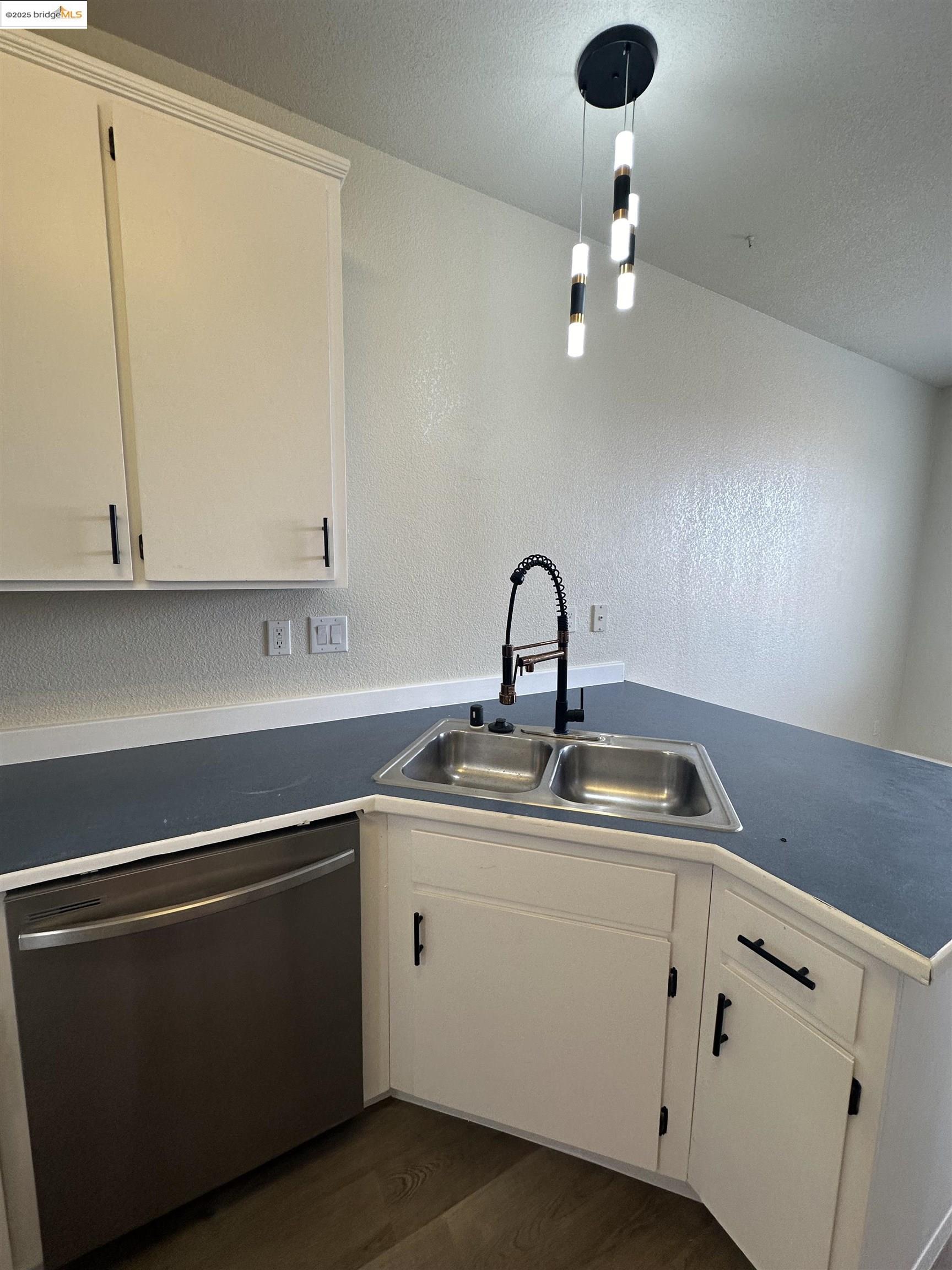 Detail Gallery Image 23 of 33 For 13 Aspen Ct, Vallejo,  CA 94591 - – Beds | – Baths