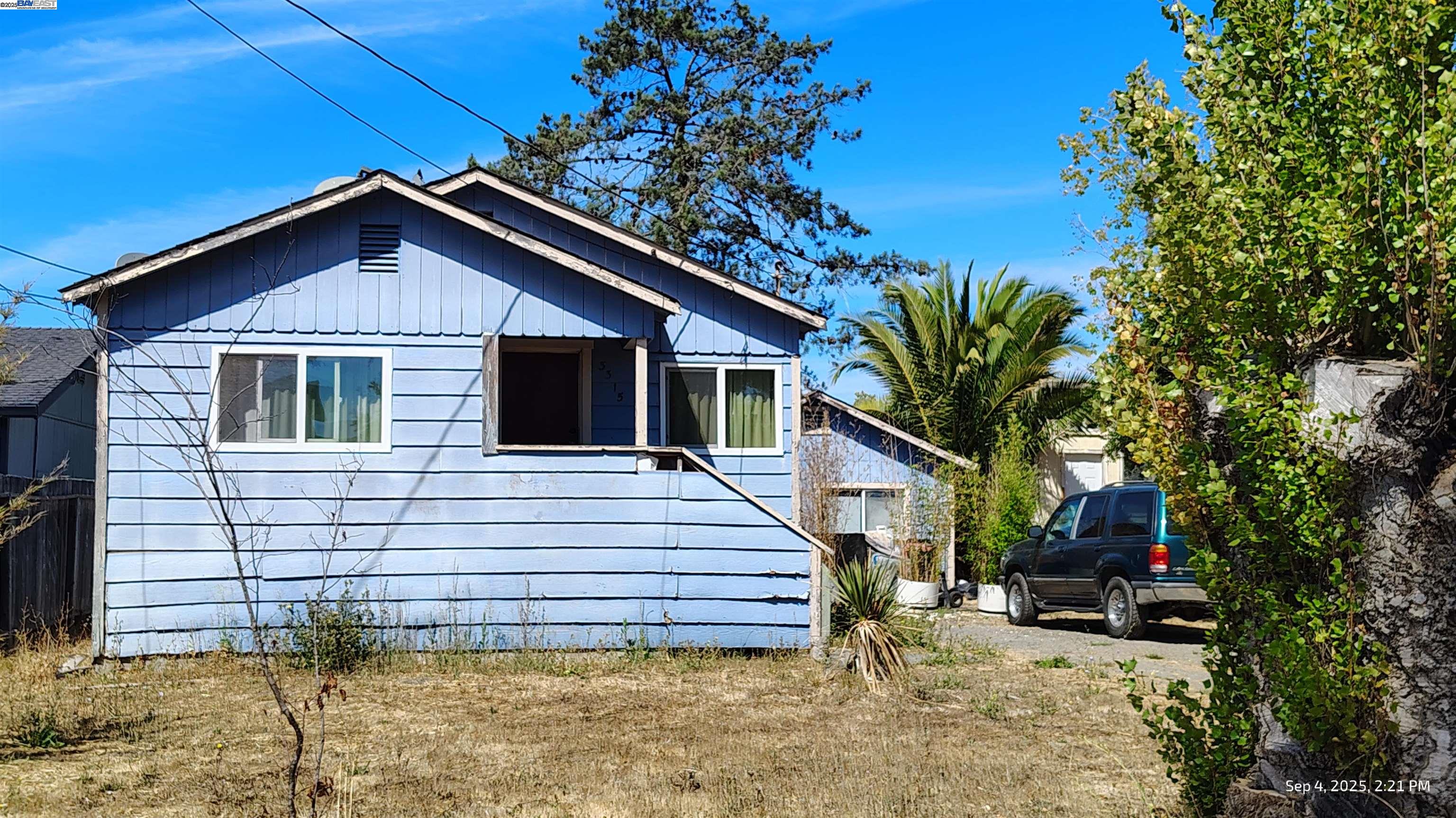 Detail Gallery Image 2 of 4 For 3315 Primrose Ct, Santa Rosa,  CA 95407 - 3 Beds | 1 Baths