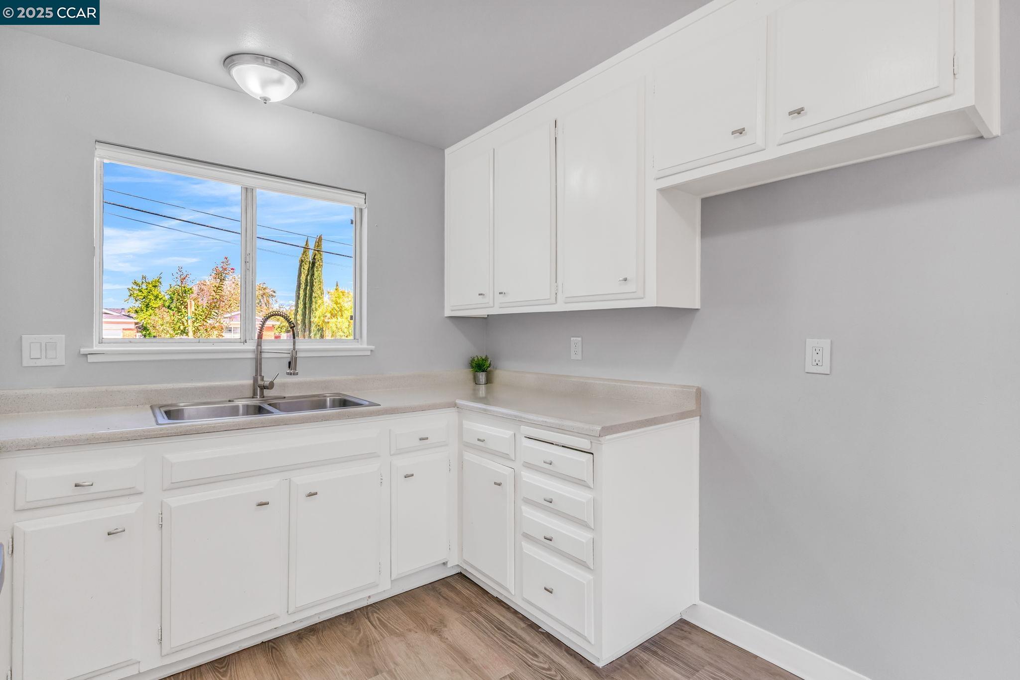 Detail Gallery Image 16 of 36 For 217 Olympia Dr, Pittsburg,  CA 94565 - 3 Beds | 2 Baths