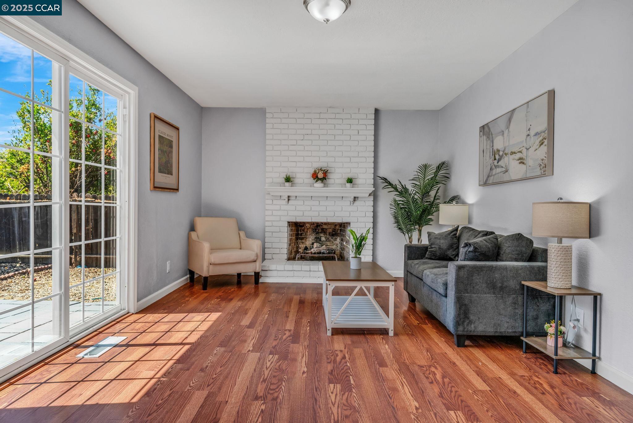 Detail Gallery Image 8 of 36 For 217 Olympia Dr, Pittsburg,  CA 94565 - 3 Beds | 2 Baths