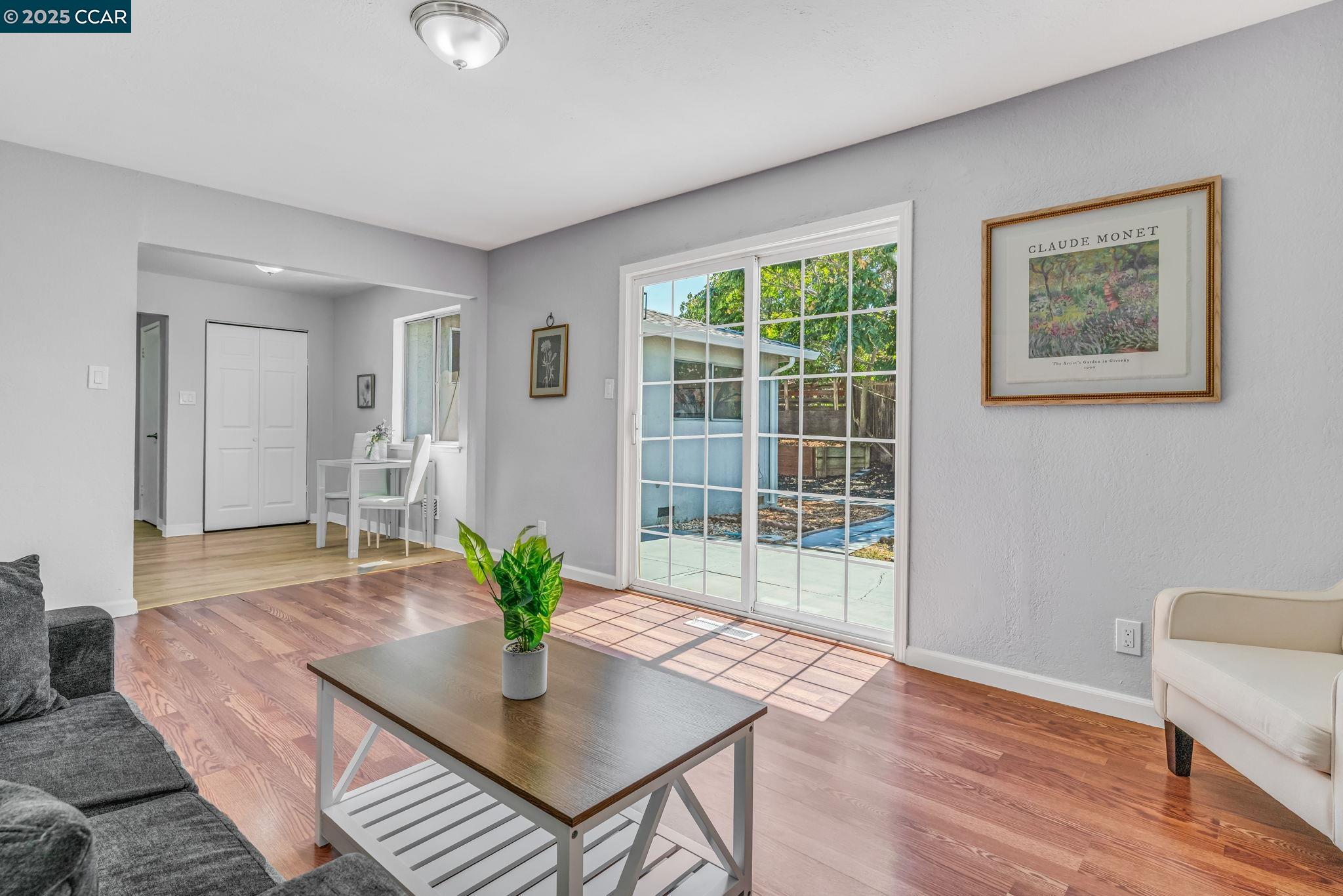 Detail Gallery Image 10 of 36 For 217 Olympia Dr, Pittsburg,  CA 94565 - 3 Beds | 2 Baths