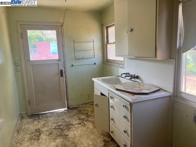 Detail Gallery Image 5 of 10 For 435 Rosewood Ave, San Jose,  CA 95117 - 3 Beds | 1 Baths