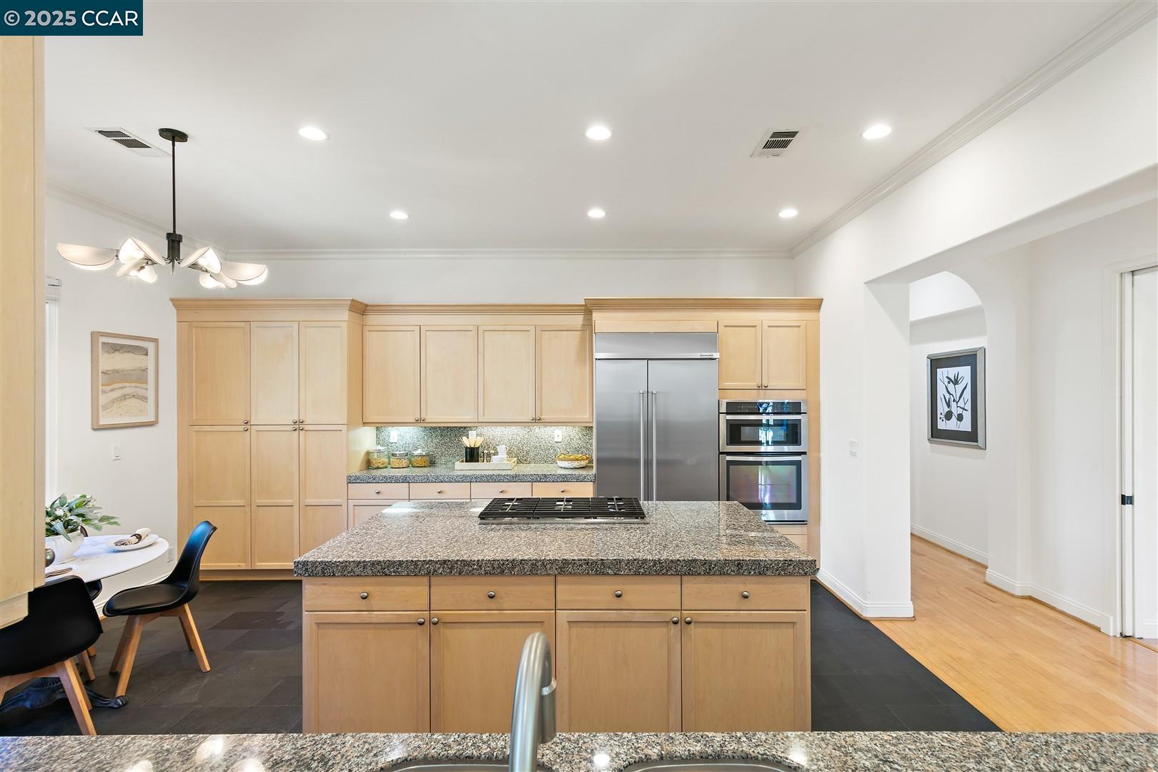 Detail Gallery Image 15 of 60 For 6 Whiting Ct, Moraga,  CA 94556 - 4 Beds | 3/1 Baths