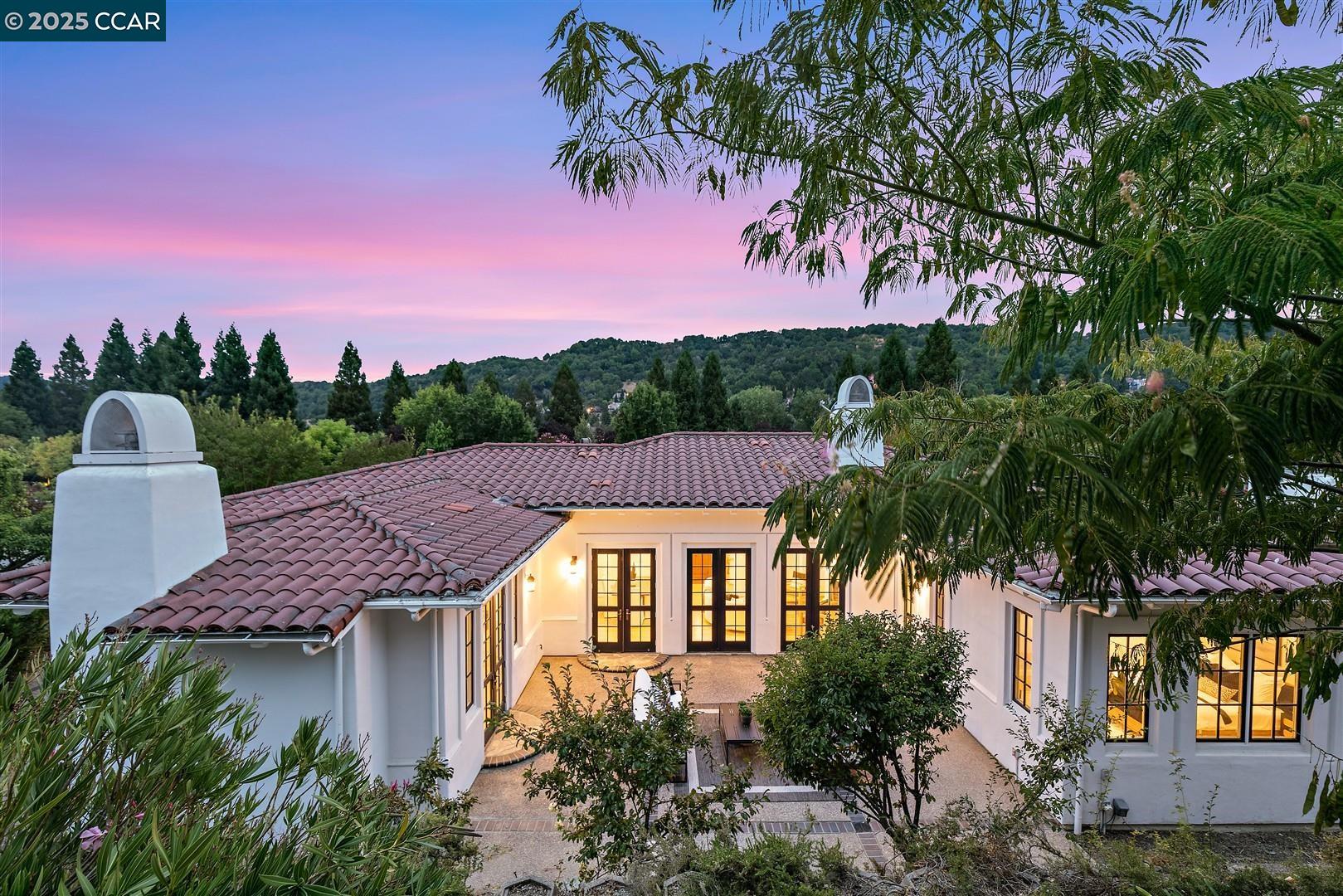Detail Gallery Image 38 of 60 For 6 Whiting Ct, Moraga,  CA 94556 - 4 Beds | 3/1 Baths
