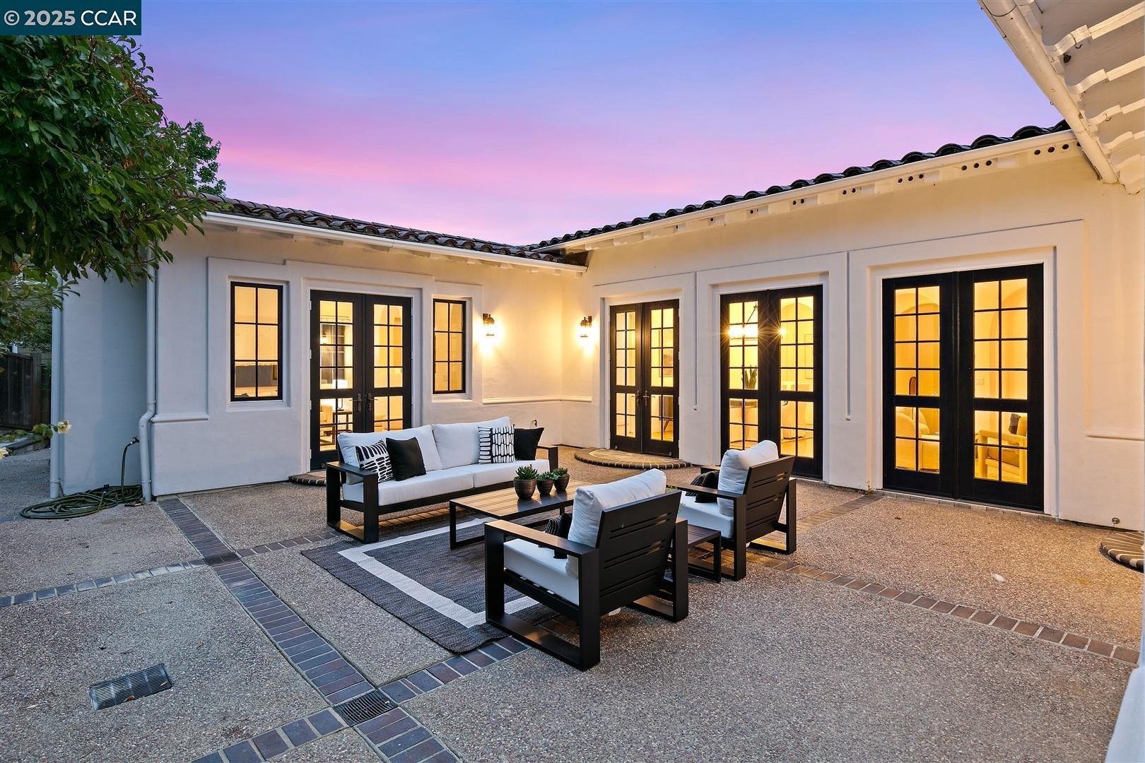 Detail Gallery Image 40 of 60 For 6 Whiting Ct, Moraga,  CA 94556 - 4 Beds | 3/1 Baths