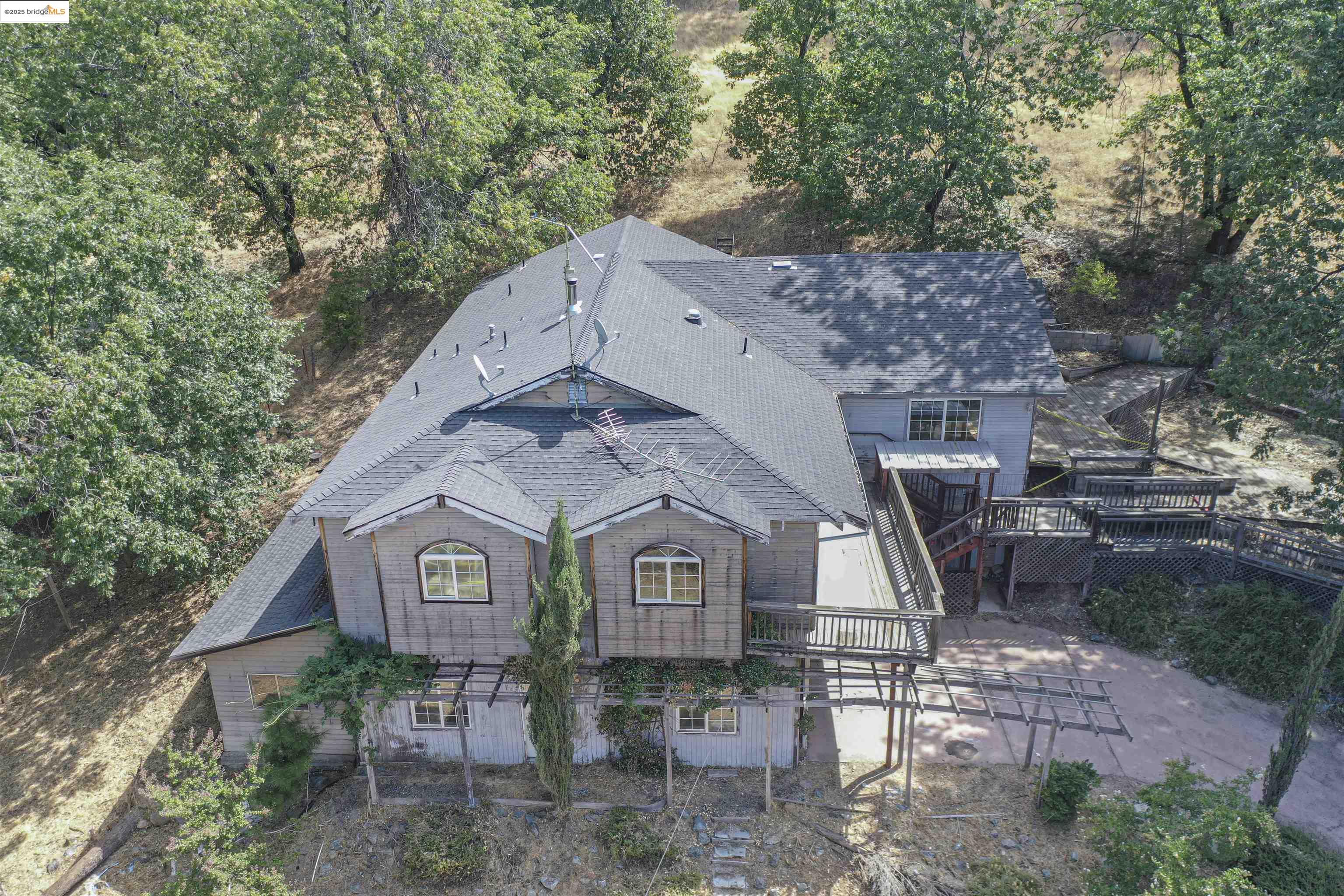 Detail Gallery Image 4 of 49 For 21767 Longeway Rd, Sonora,  CA 95370 - 3 Beds | 3 Baths