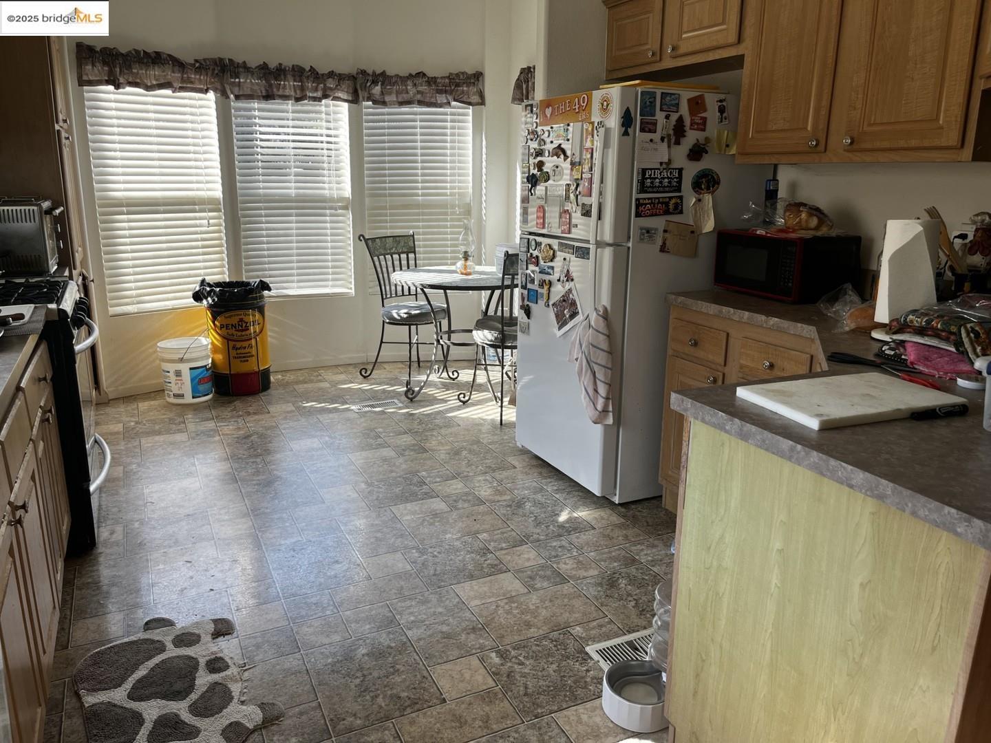 Detail Gallery Image 8 of 14 For 4855 Kiva Dr, Copperopolis,  CA 95228 - 3 Beds | 2 Baths