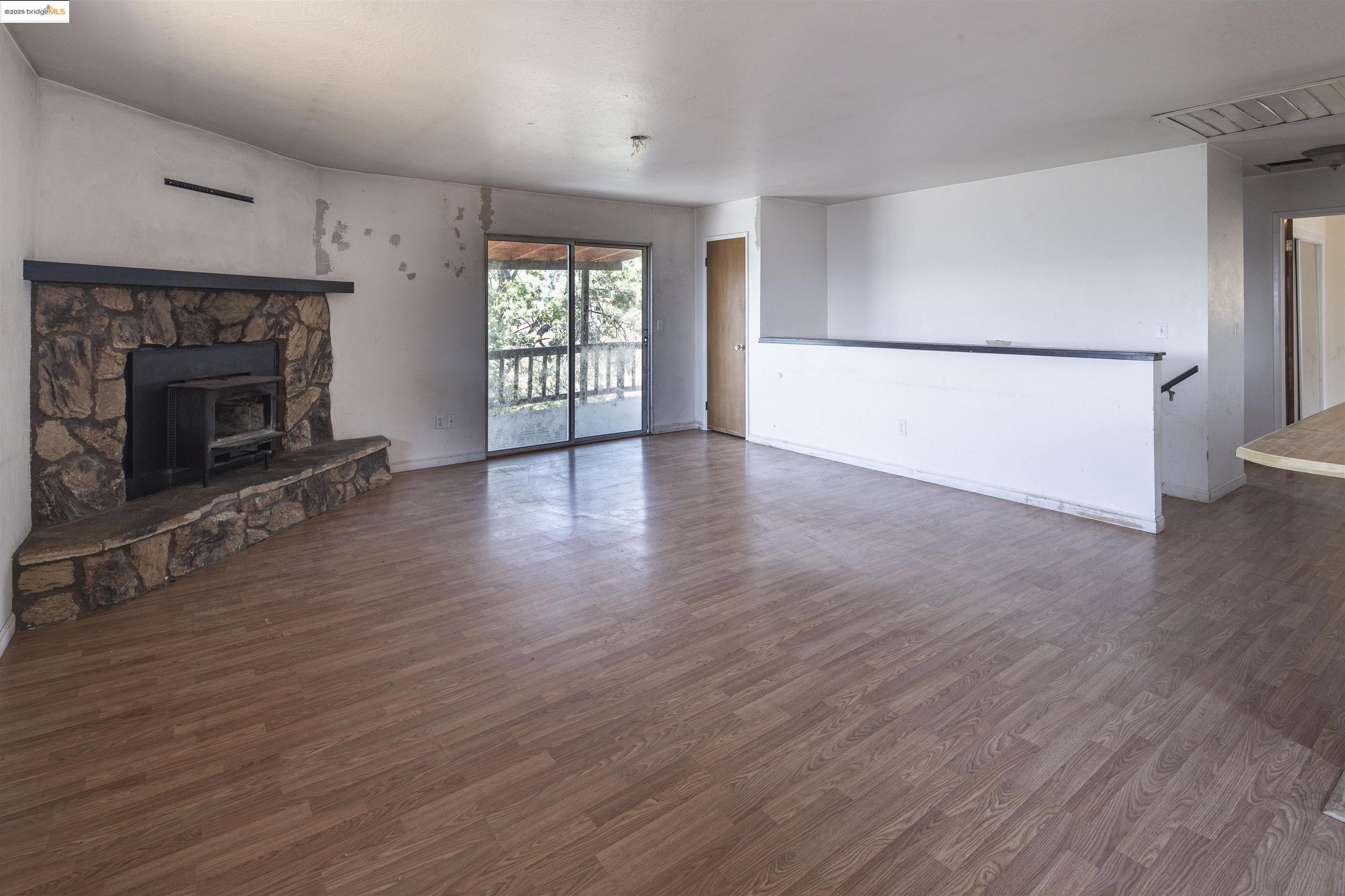 Detail Gallery Image 12 of 37 For 20336 Stardust Way, Tuolumne,  CA 95379 - 3 Beds | 2 Baths