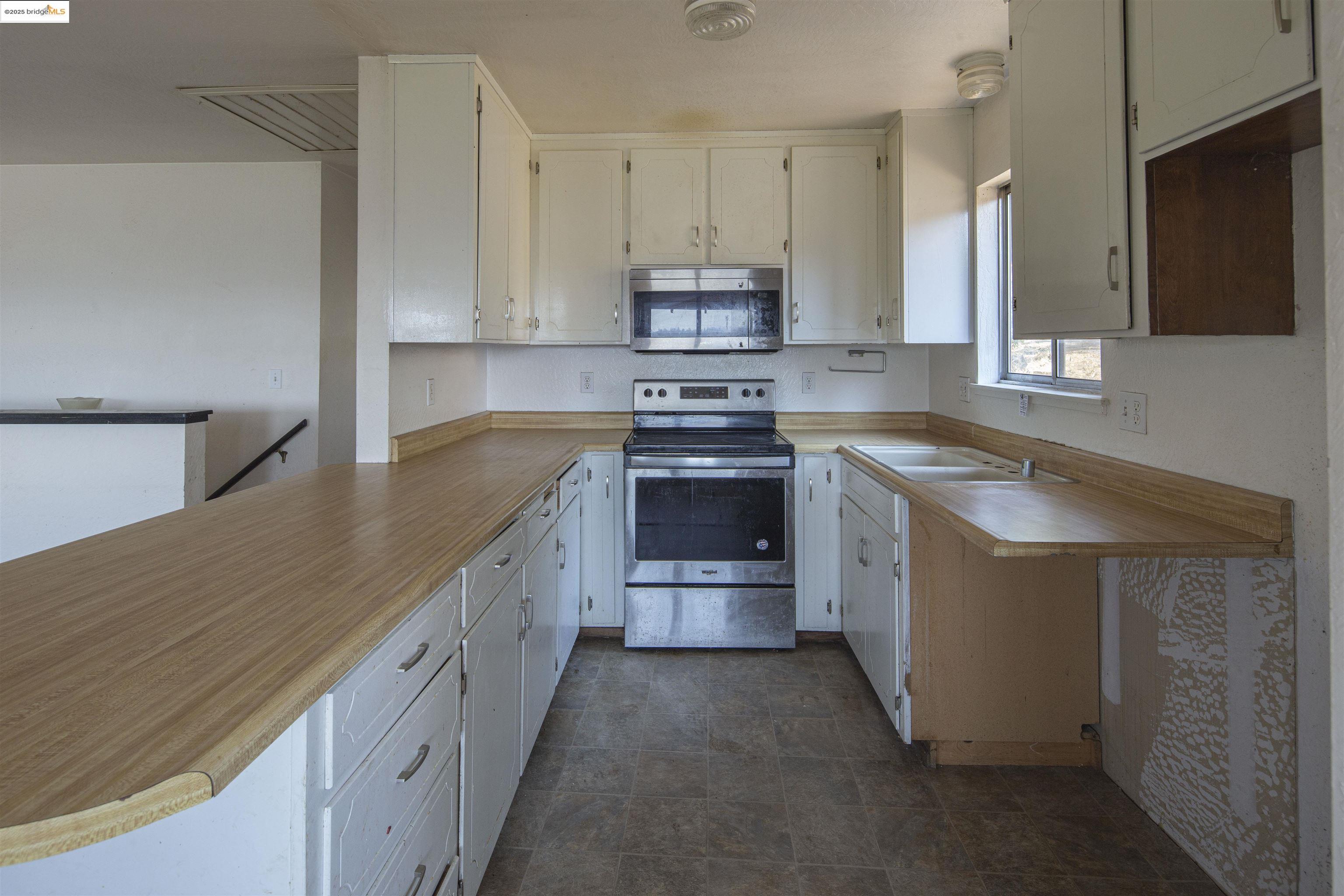 Detail Gallery Image 15 of 37 For 20336 Stardust Way, Tuolumne,  CA 95379 - 3 Beds | 2 Baths