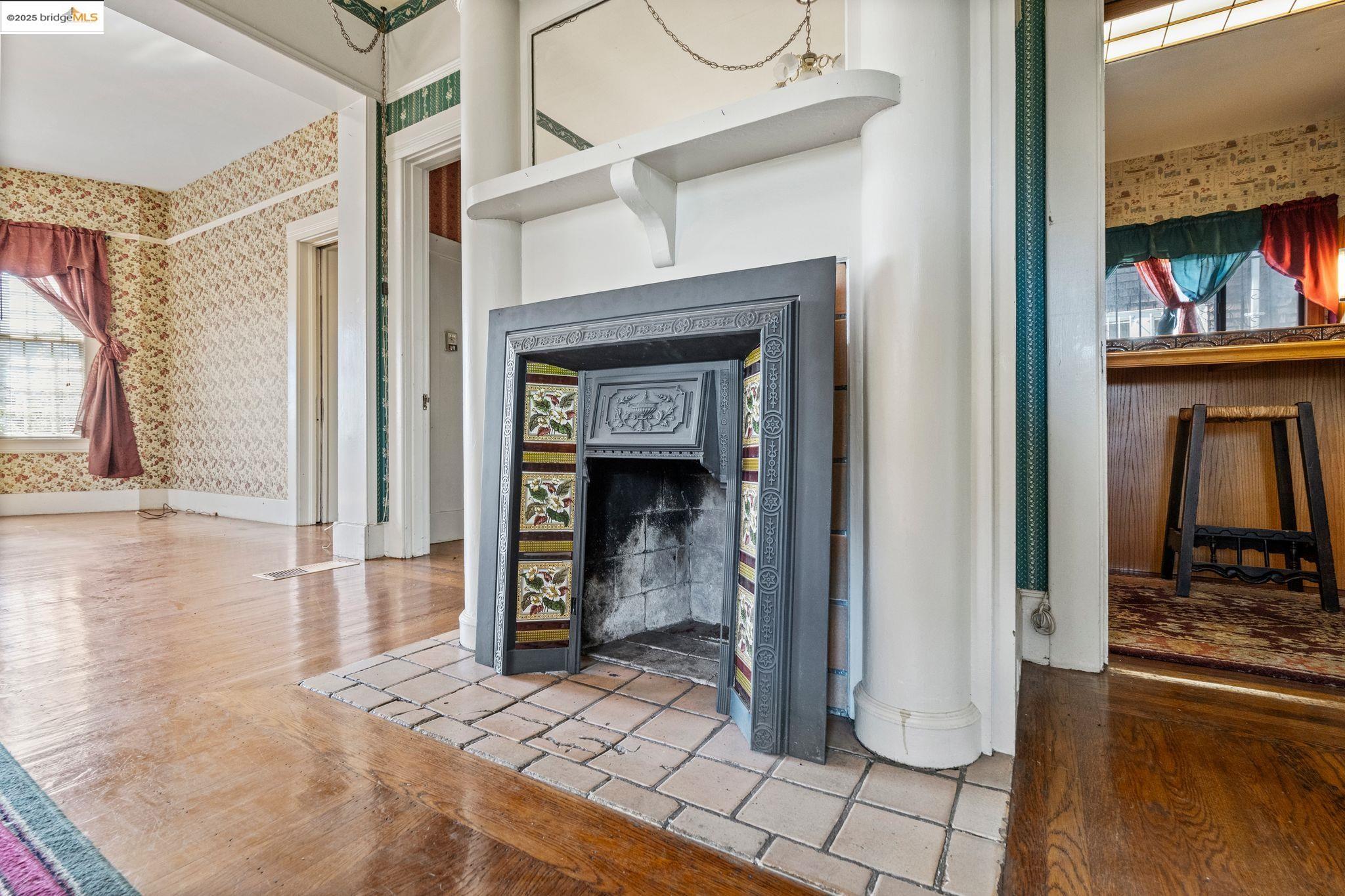 Detail Gallery Image 11 of 27 For 746 E 19th St, Oakland,  CA 94606 - 3 Beds | 2 Baths
